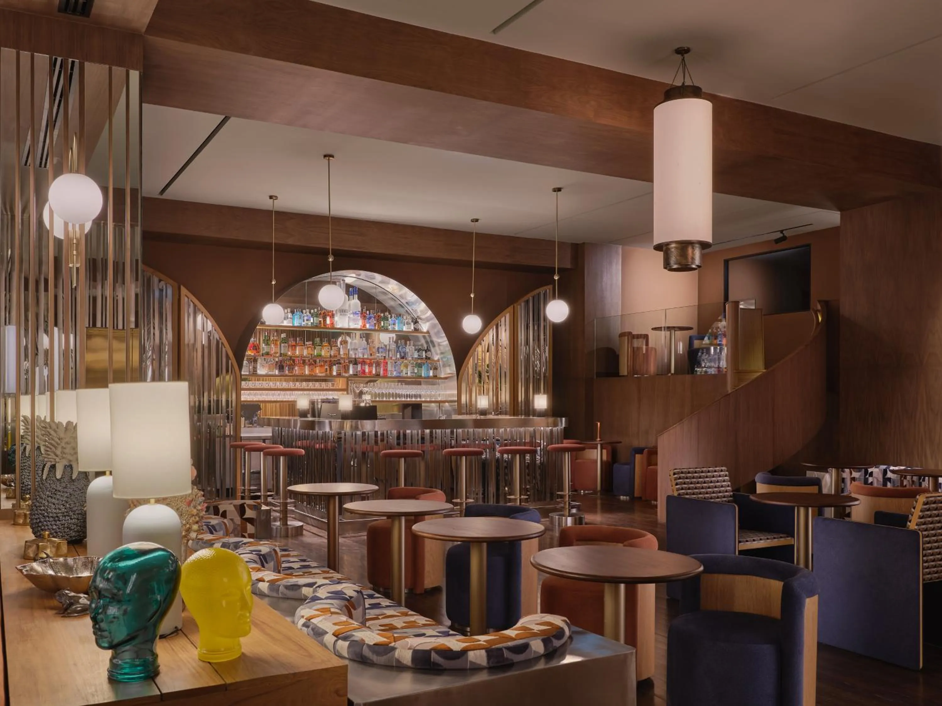 Restaurant/places to eat in Public House Bangkok, a Member of Design Hotels