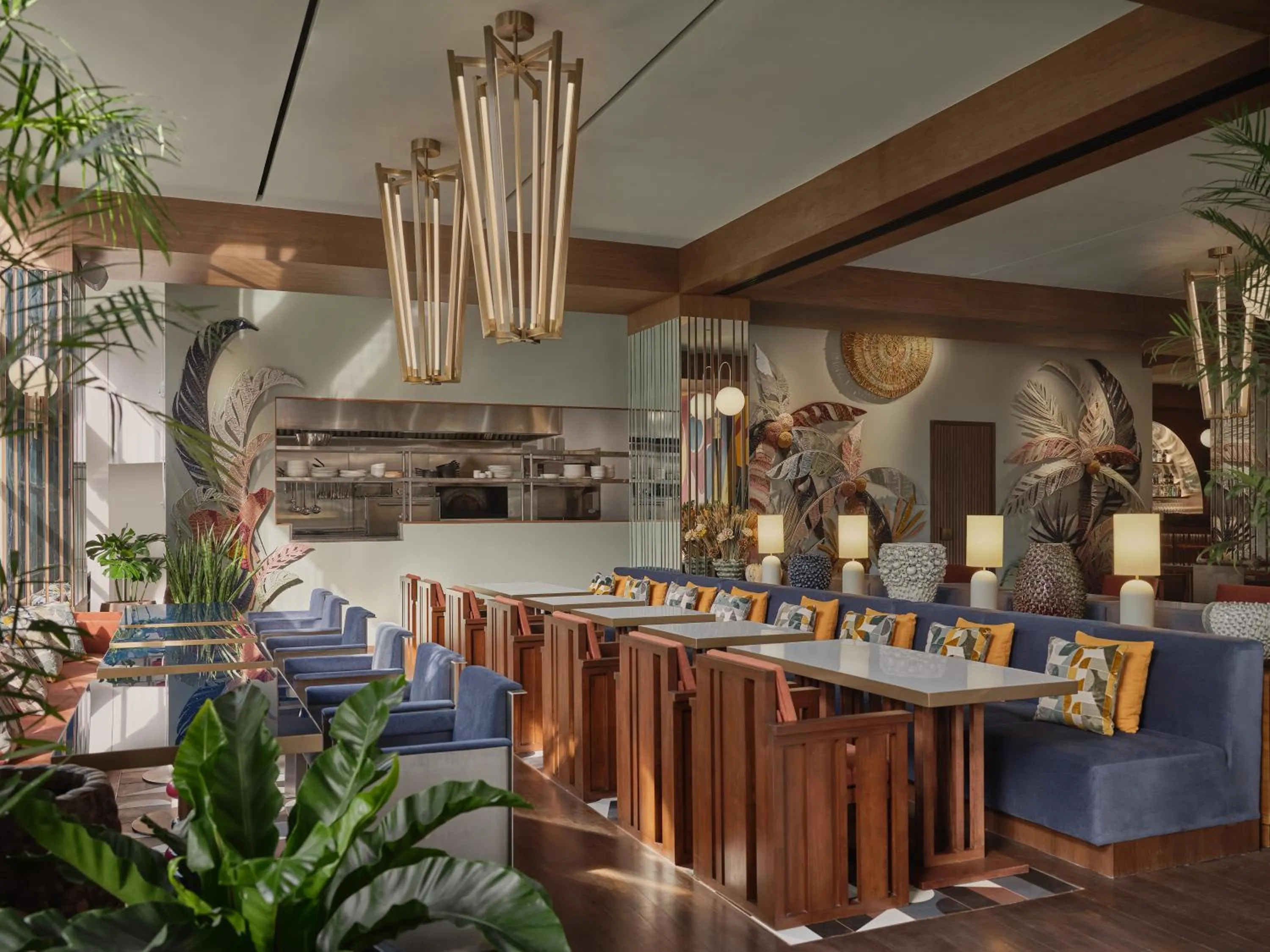 Restaurant/places to eat in Public House Bangkok, a Member of Design Hotels