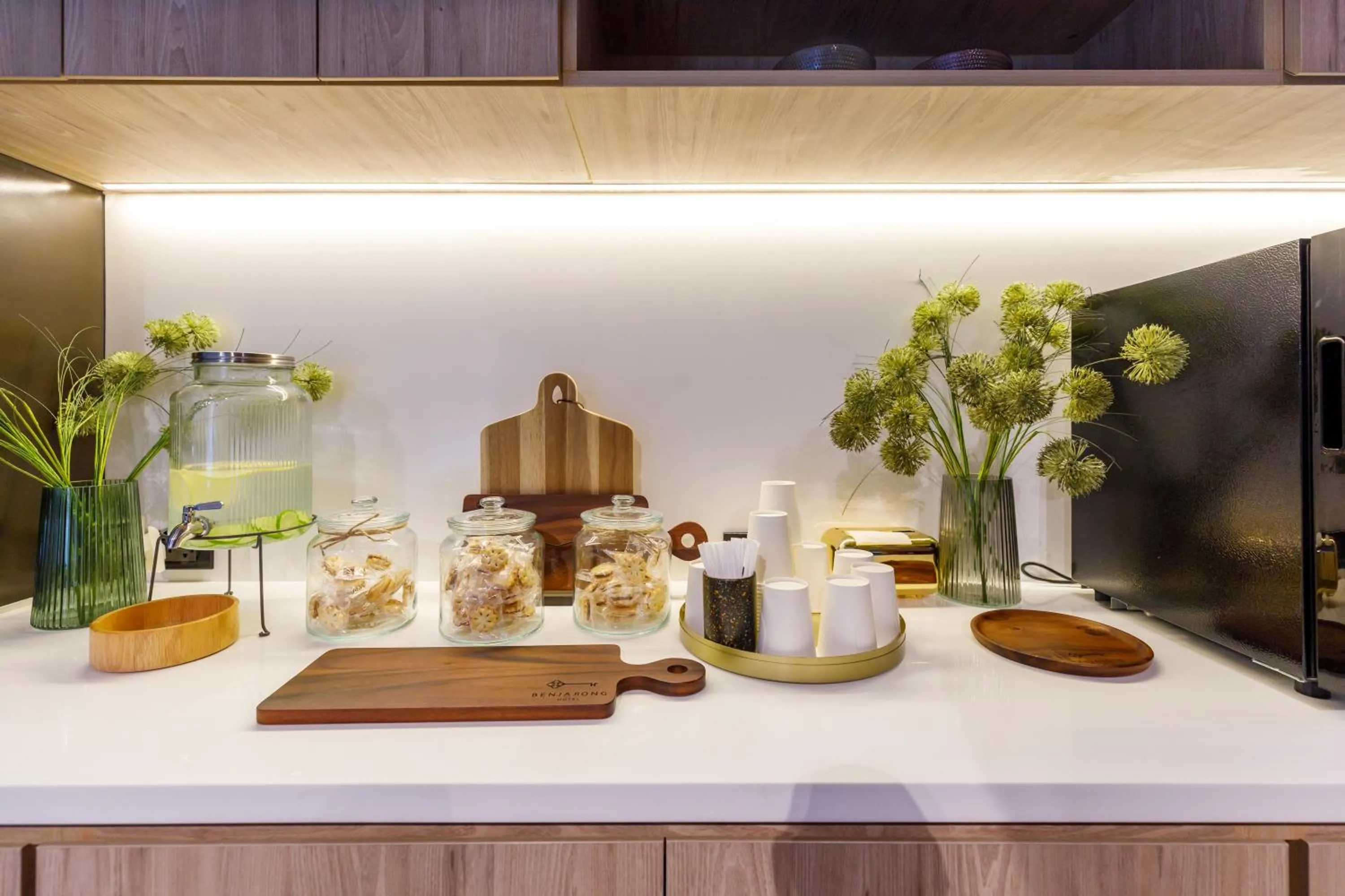 Food and drinks in Benjarong Hotel Bangkok Ratchada