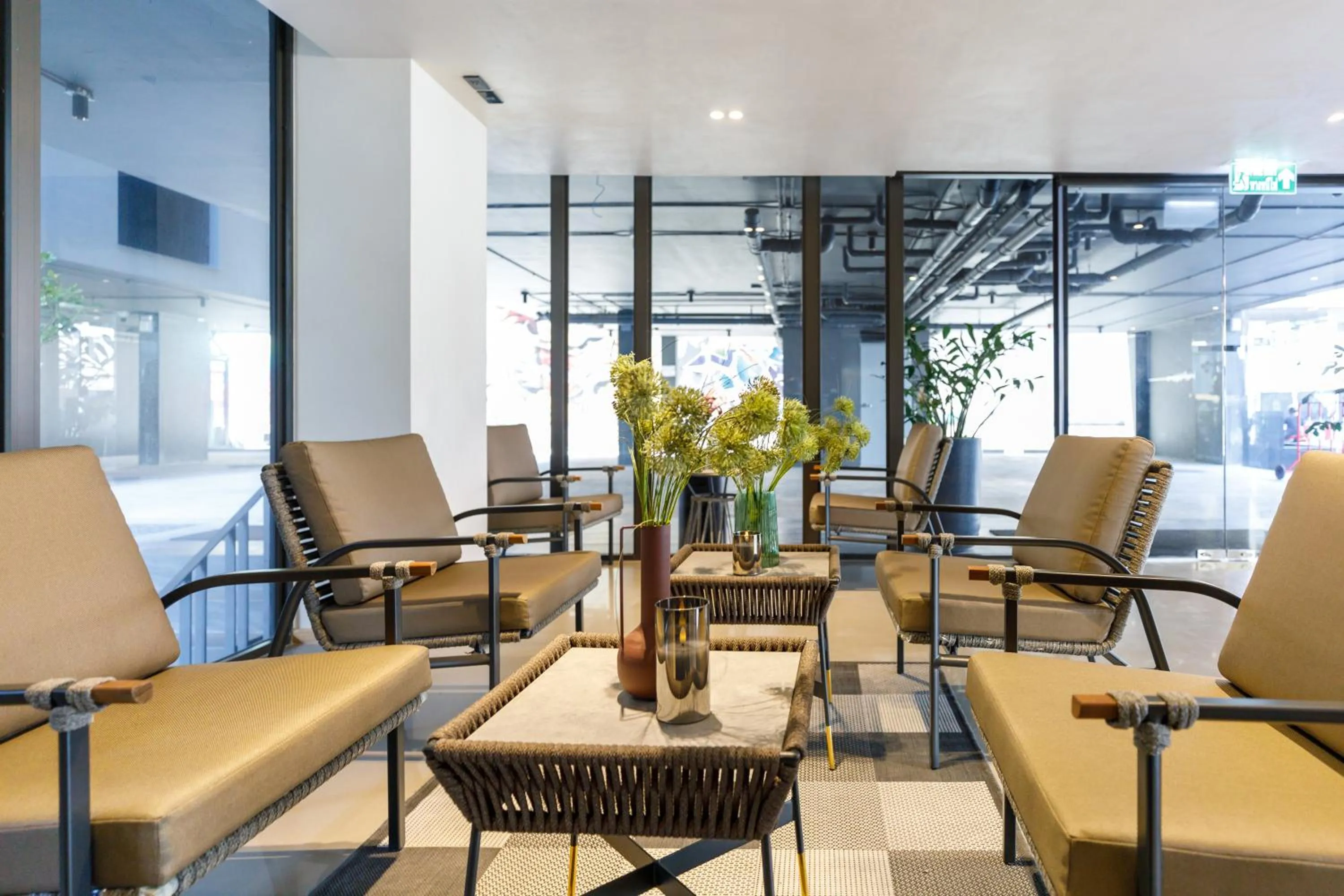 Lobby or reception in Benjarong Hotel Bangkok Ratchada