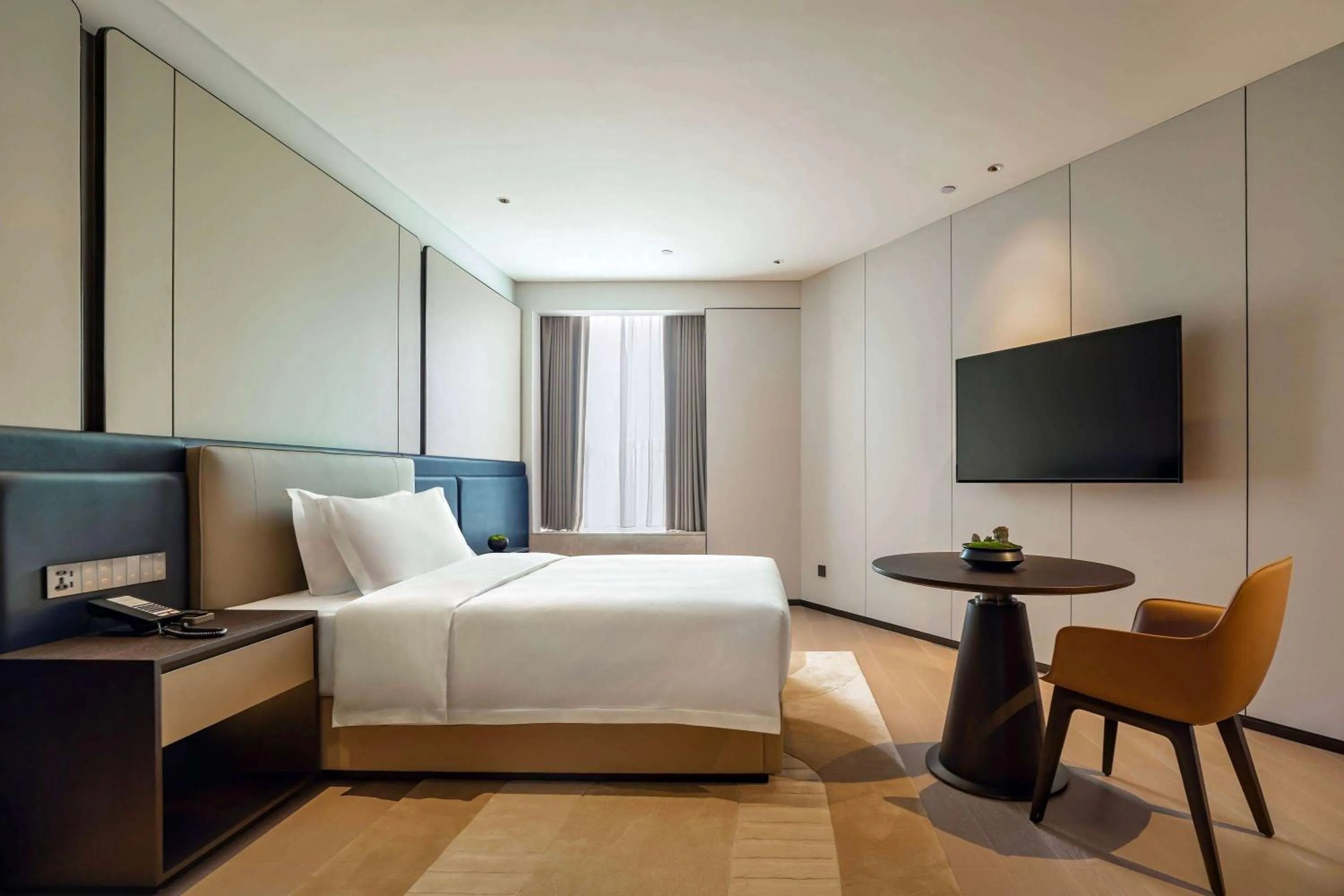 Bed in Wyndham Grand Plaza Royale Yujia Anhua