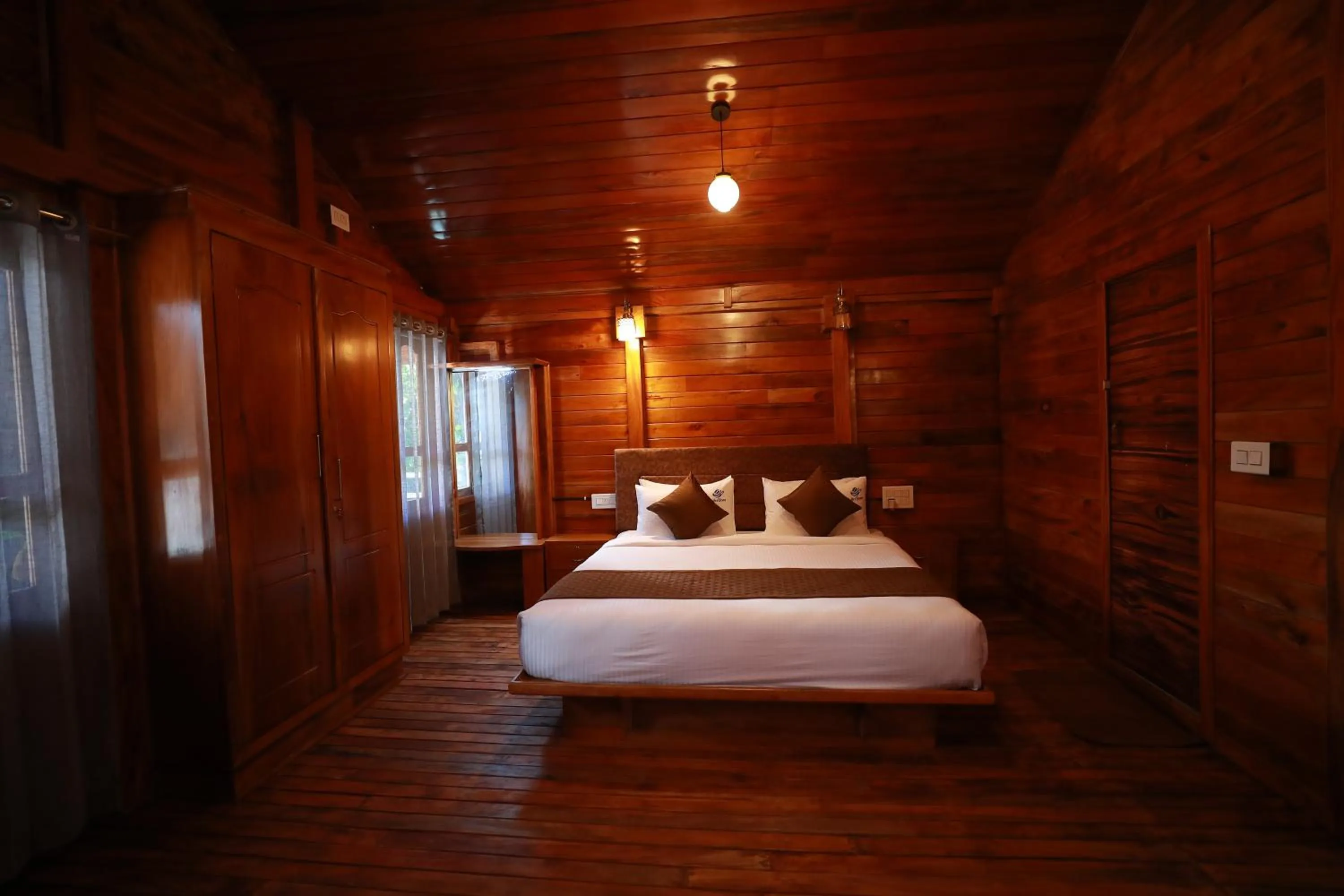 Photo of the whole room, Bed in Coorg Coffee Bean Resort Madikeri
