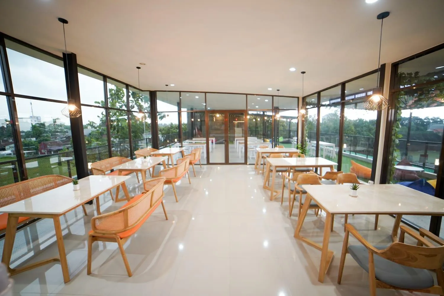 Restaurant/places to eat in Urbanview Sumampir Anugrah Purwokerto by RedDoorz