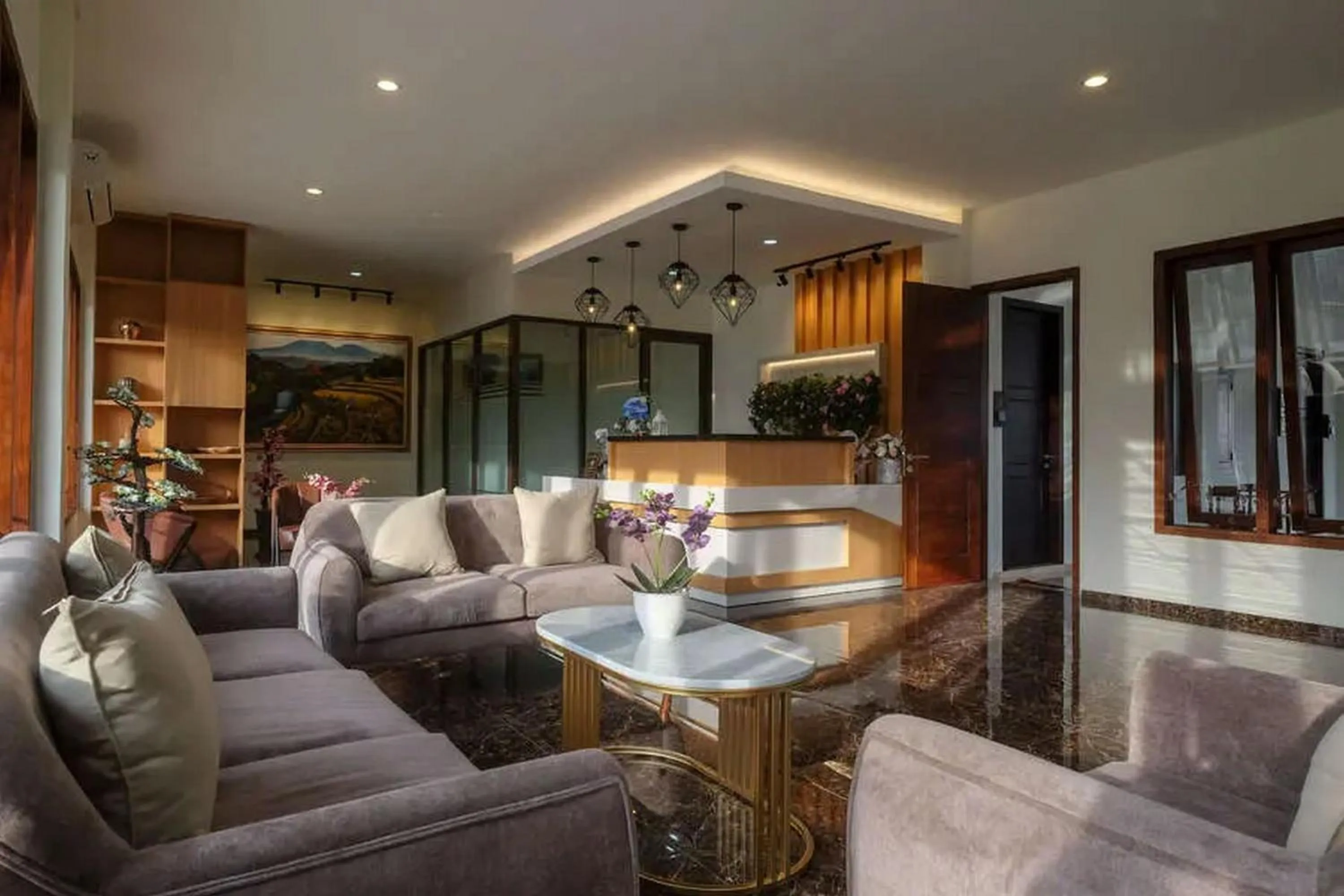 Living room in Urbanview Sumampir Anugrah Purwokerto by RedDoorz