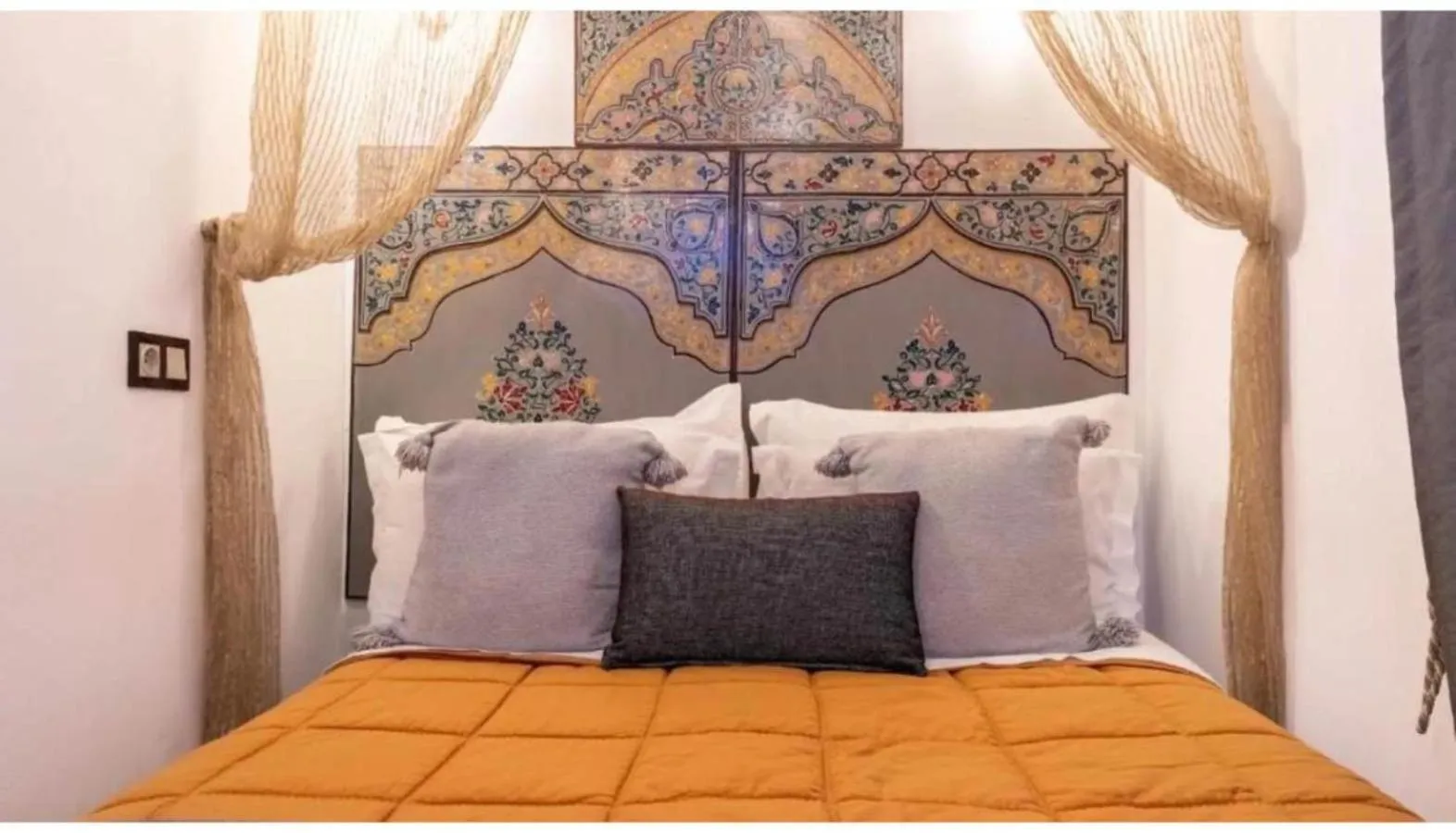 Bed in Riad 4 Jardins & Spa