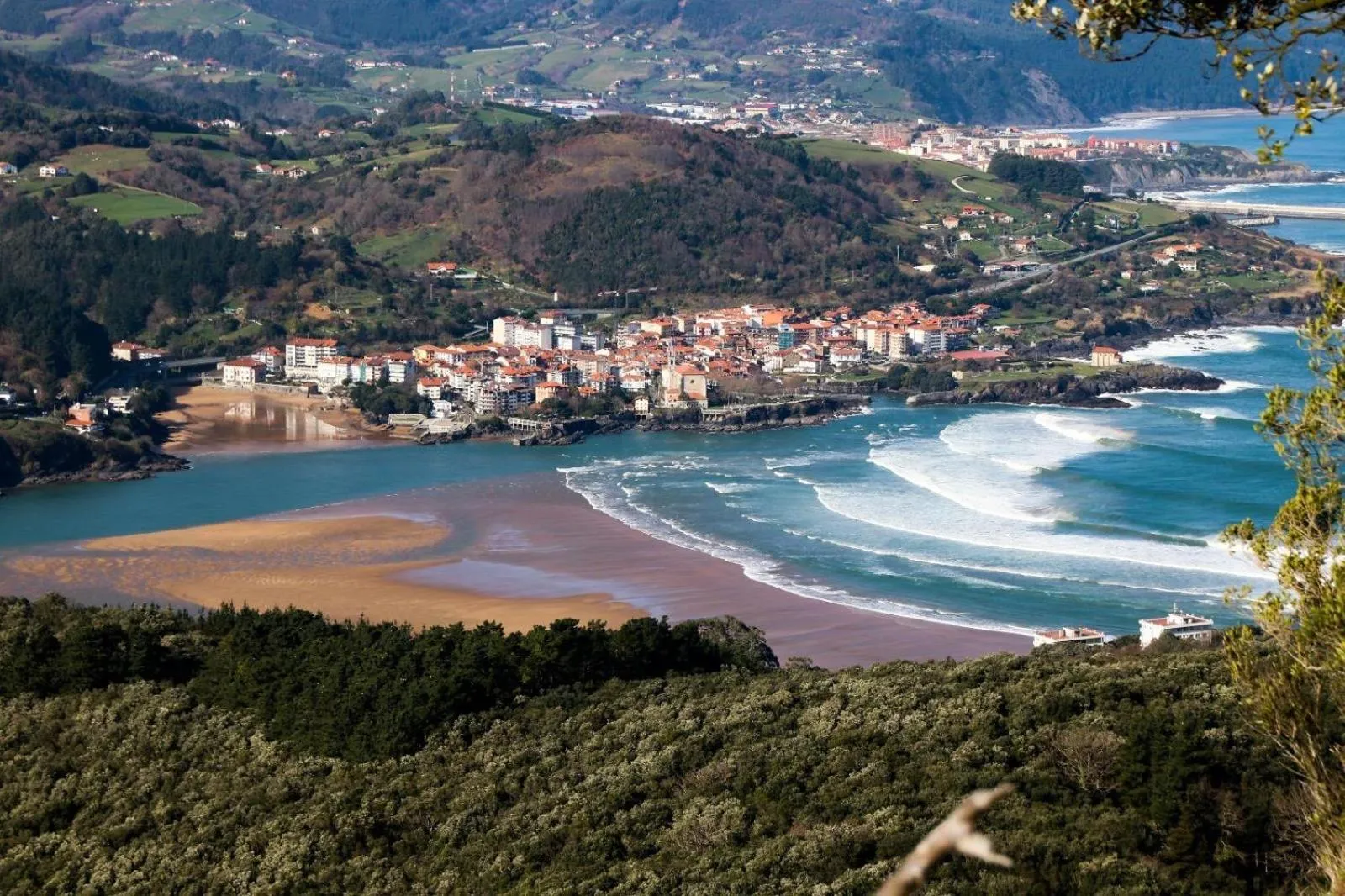 Natural landscape in Apartamentos Mundaka