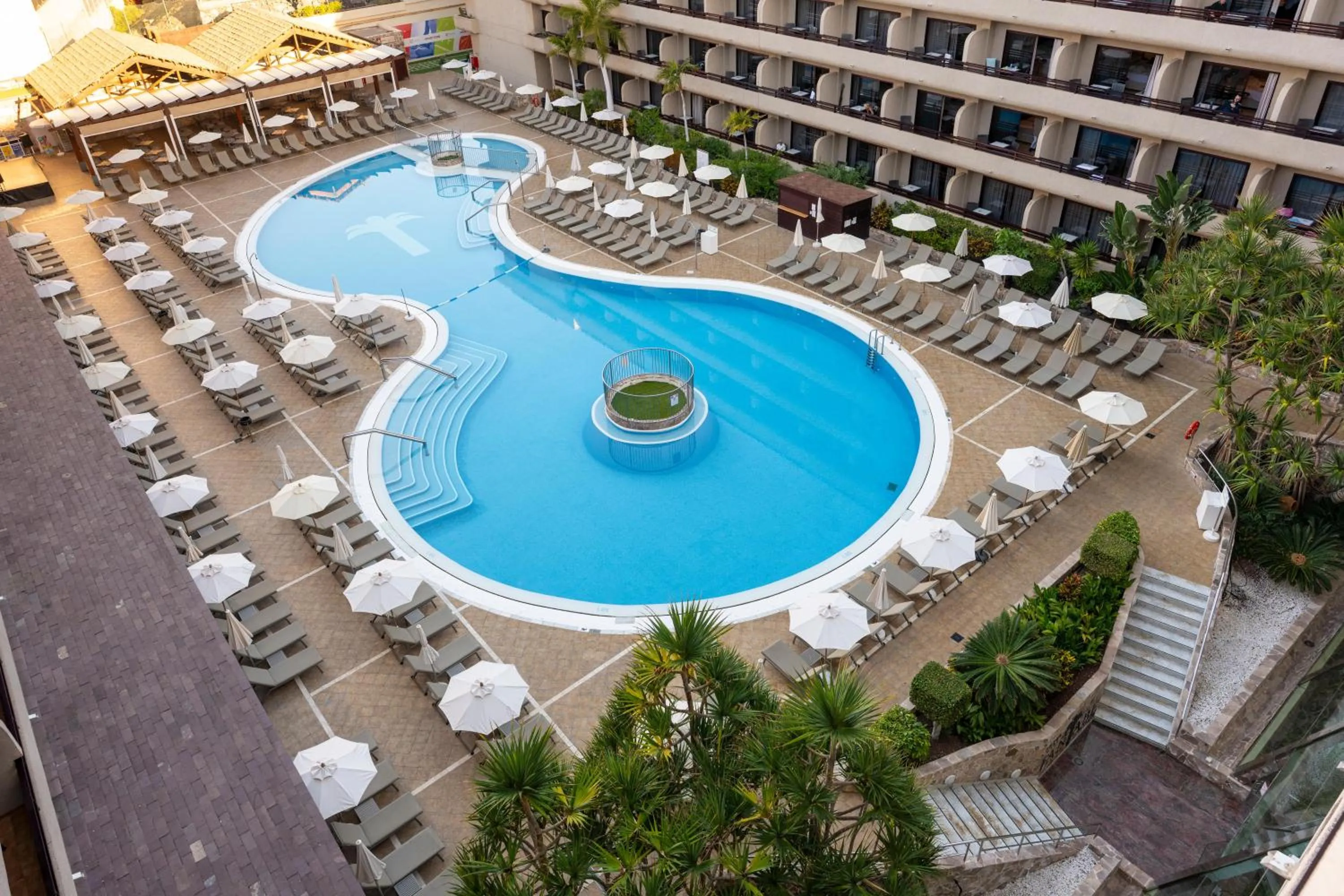 Swimming pool in GF Fañabe