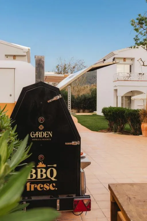 BBQ facilities in Garden Saladina - Adults Only