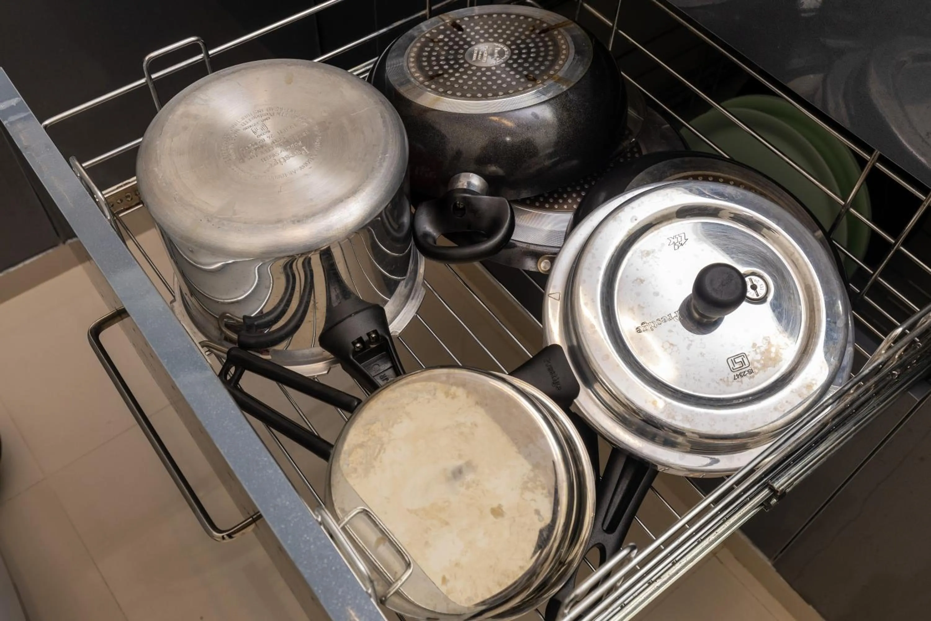 Kitchen or kitchenette in Sunrise Service Apartments