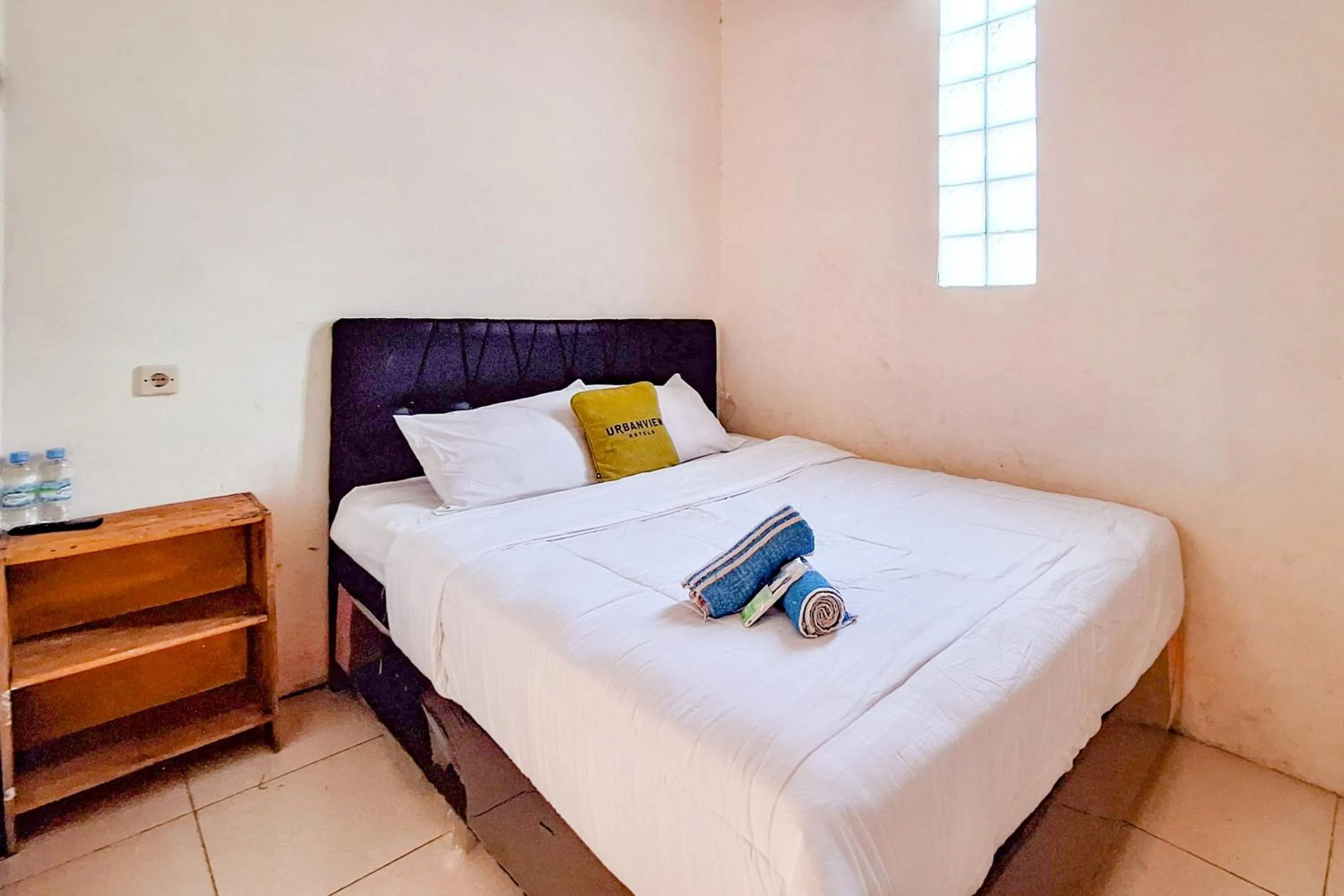 Bedroom, Bed in Urbanview Villa Kolopaking Kebumen by RedDoorz