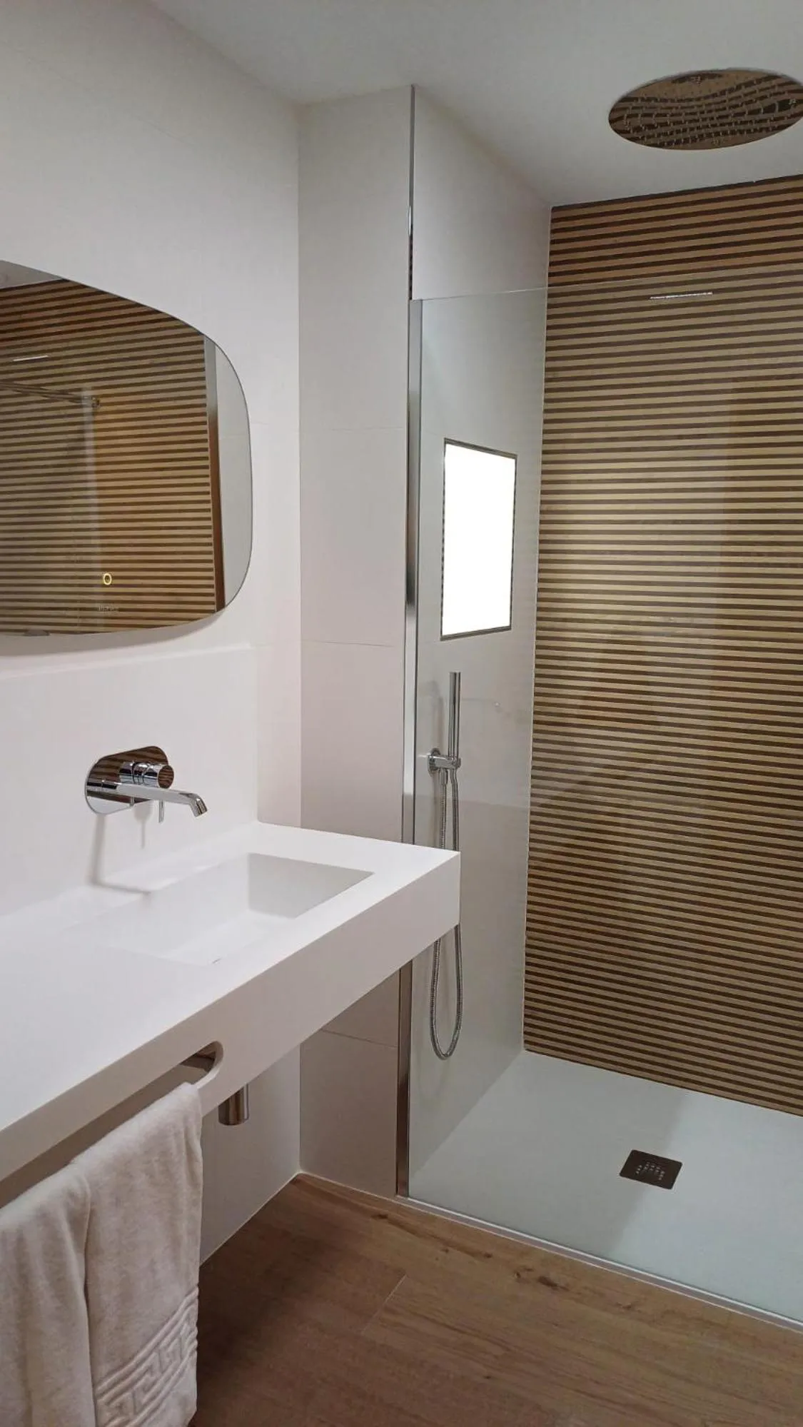 Shower in Ruta Jacobea