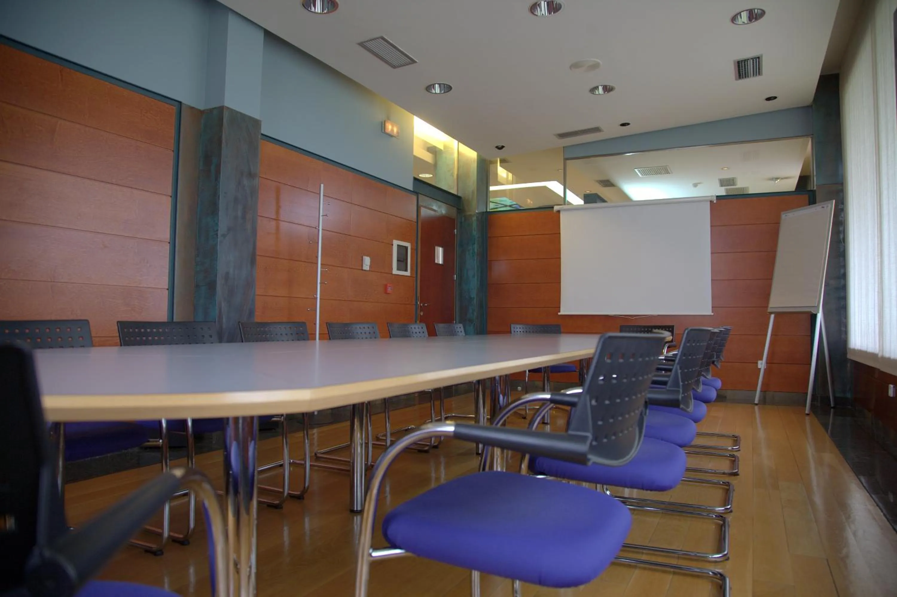 Business facilities in Ruta Jacobea