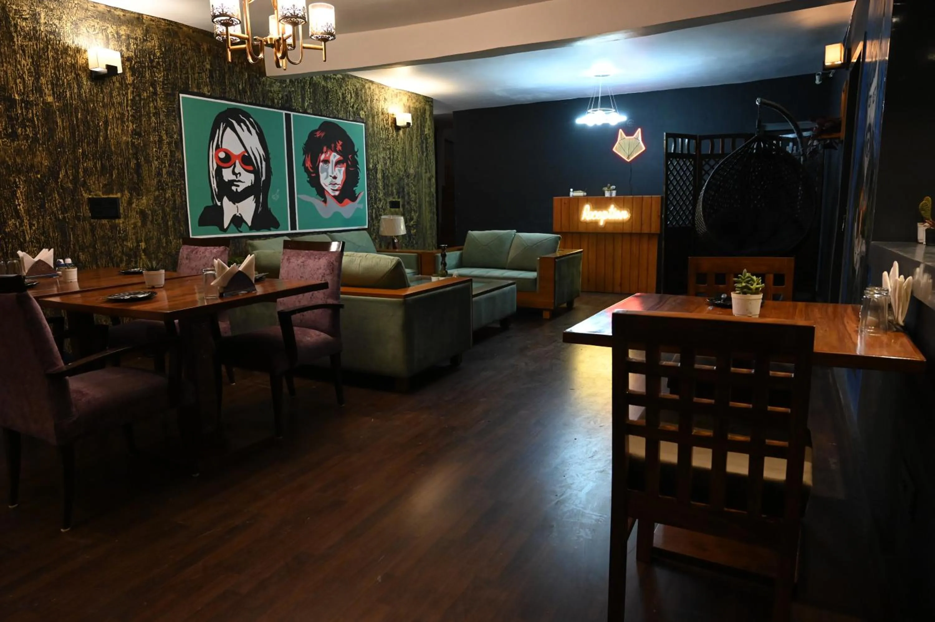 Restaurant/places to eat in THE FOX RETREAT