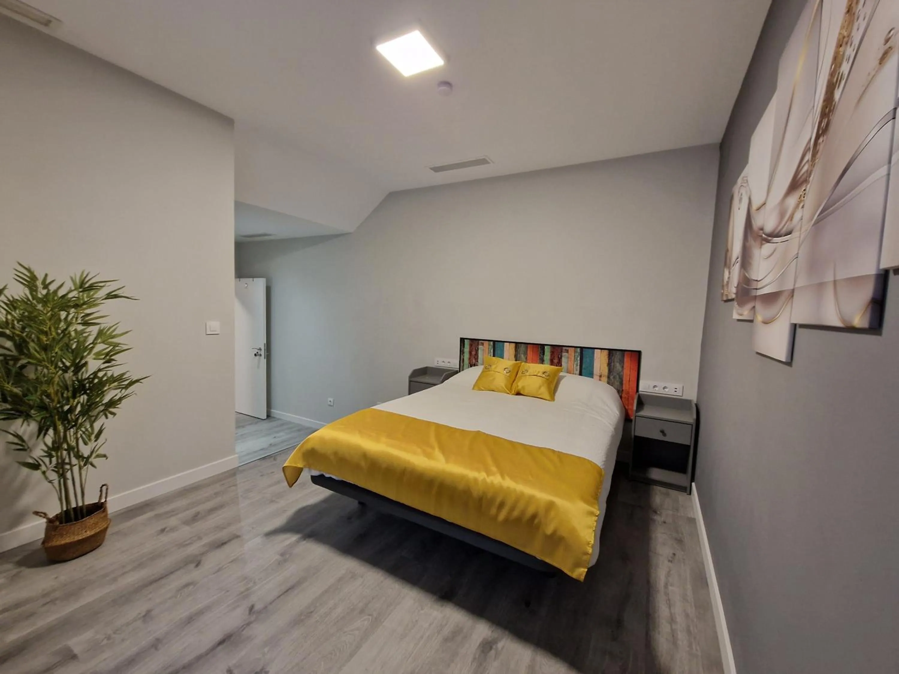 Bed in Malasaña Dreams S,L