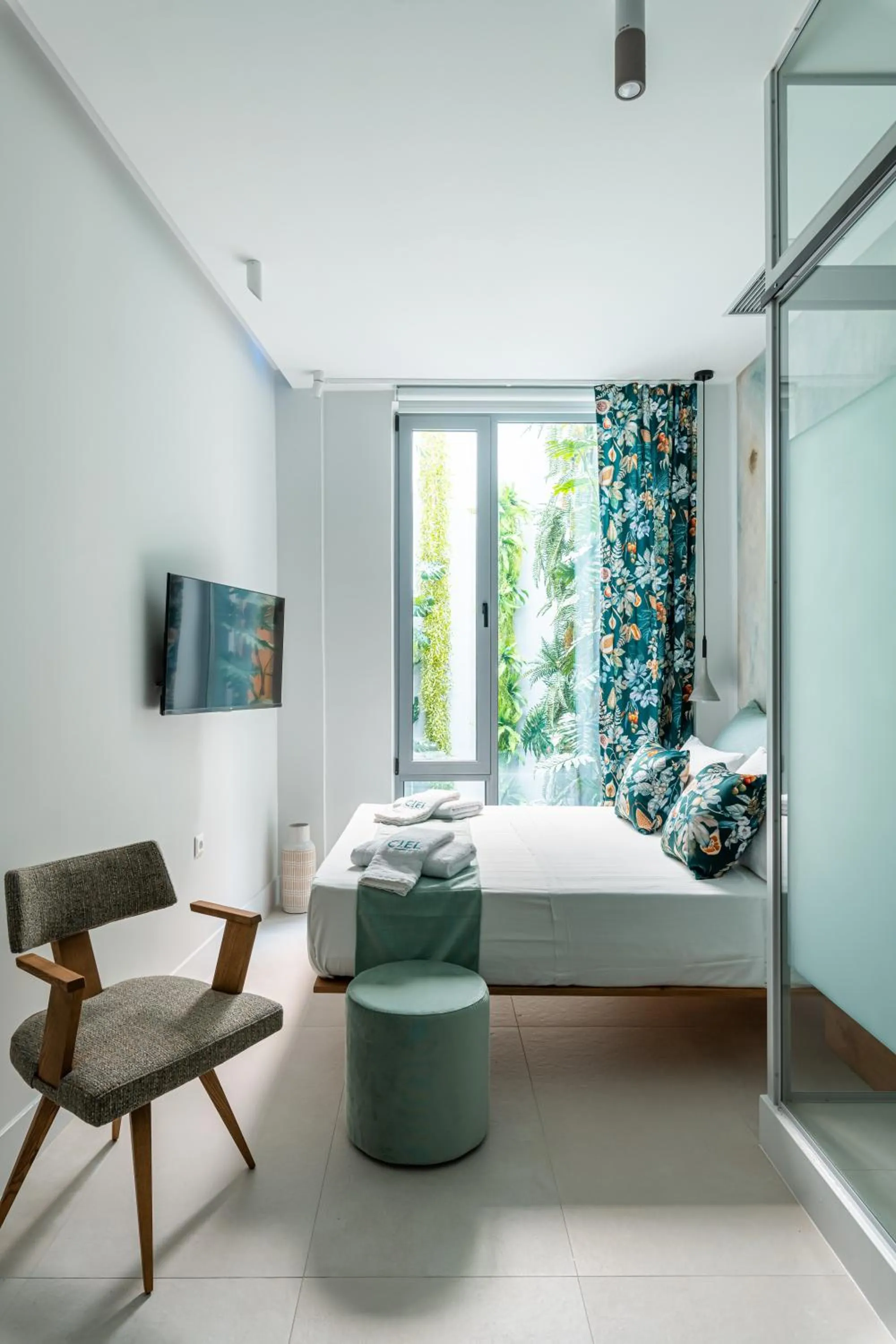 Bed in Ciel Suites Athens