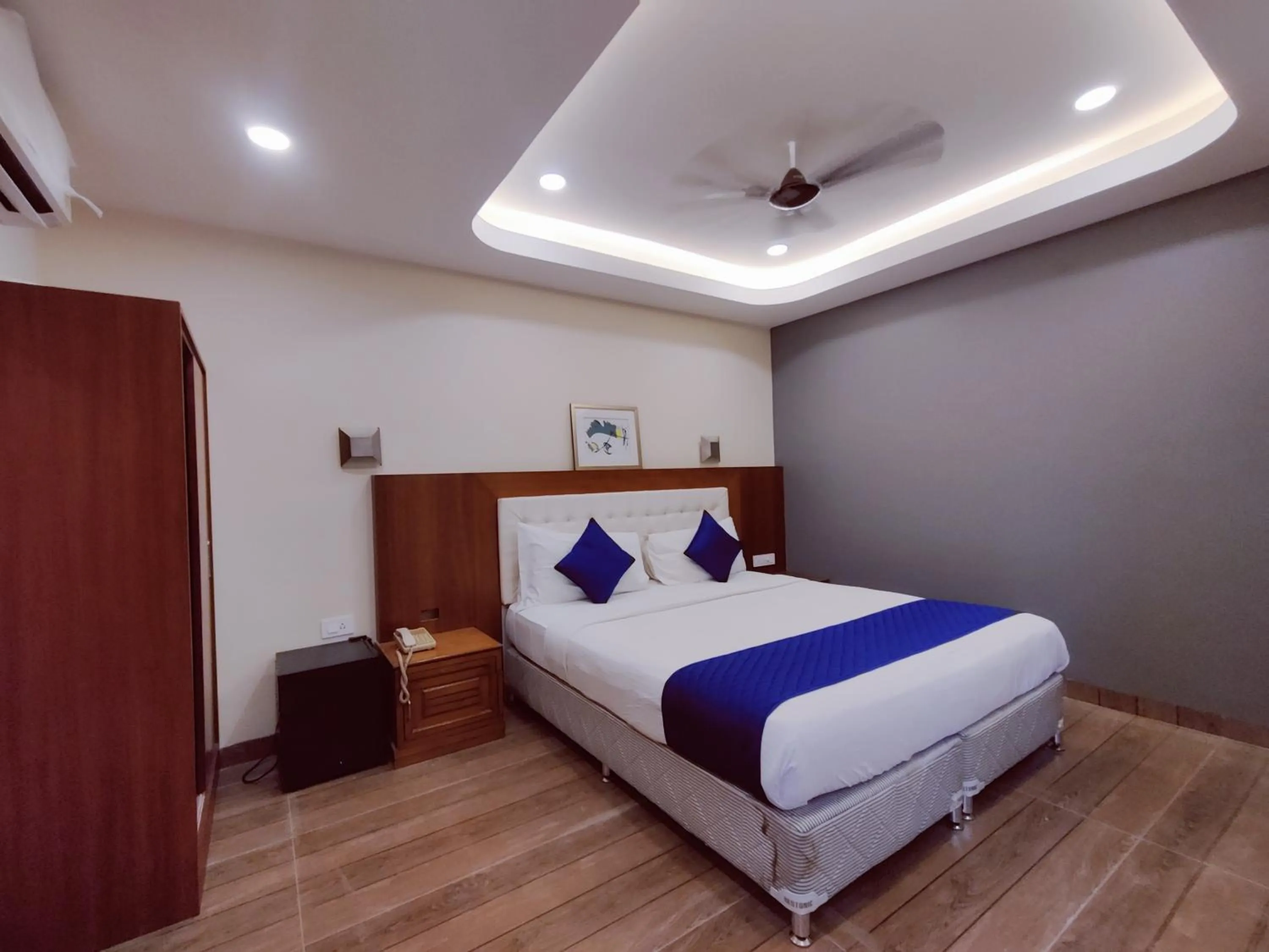 Bedroom, Bed in Hotel The Prime