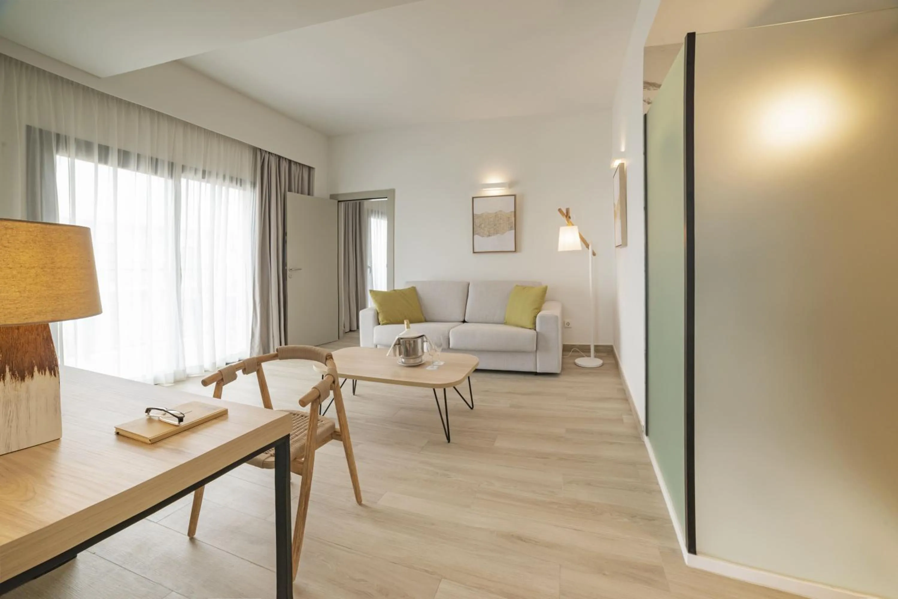 Seating area in Cabogata Beach Hotel