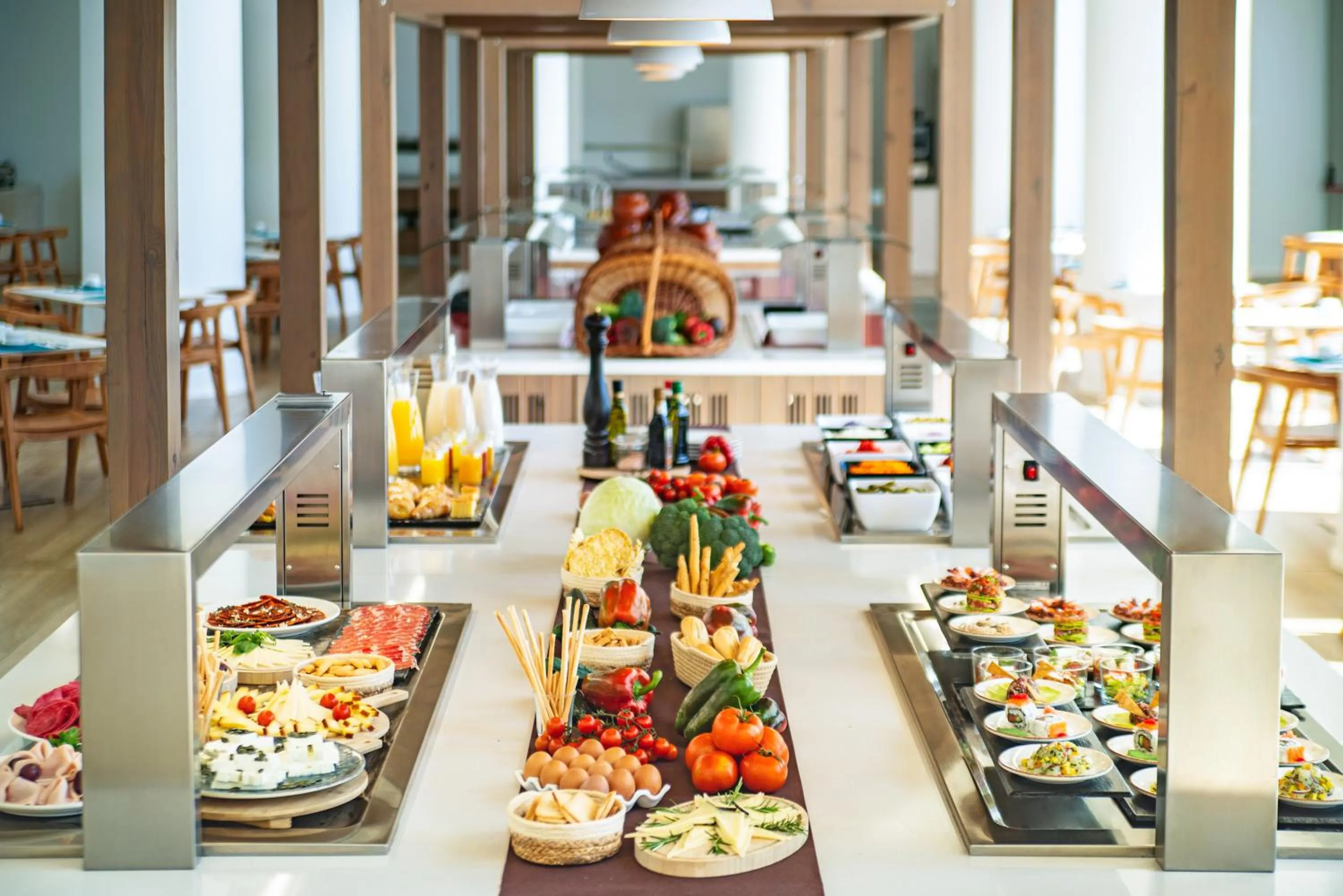 Restaurant/places to eat in Cabogata Beach Hotel