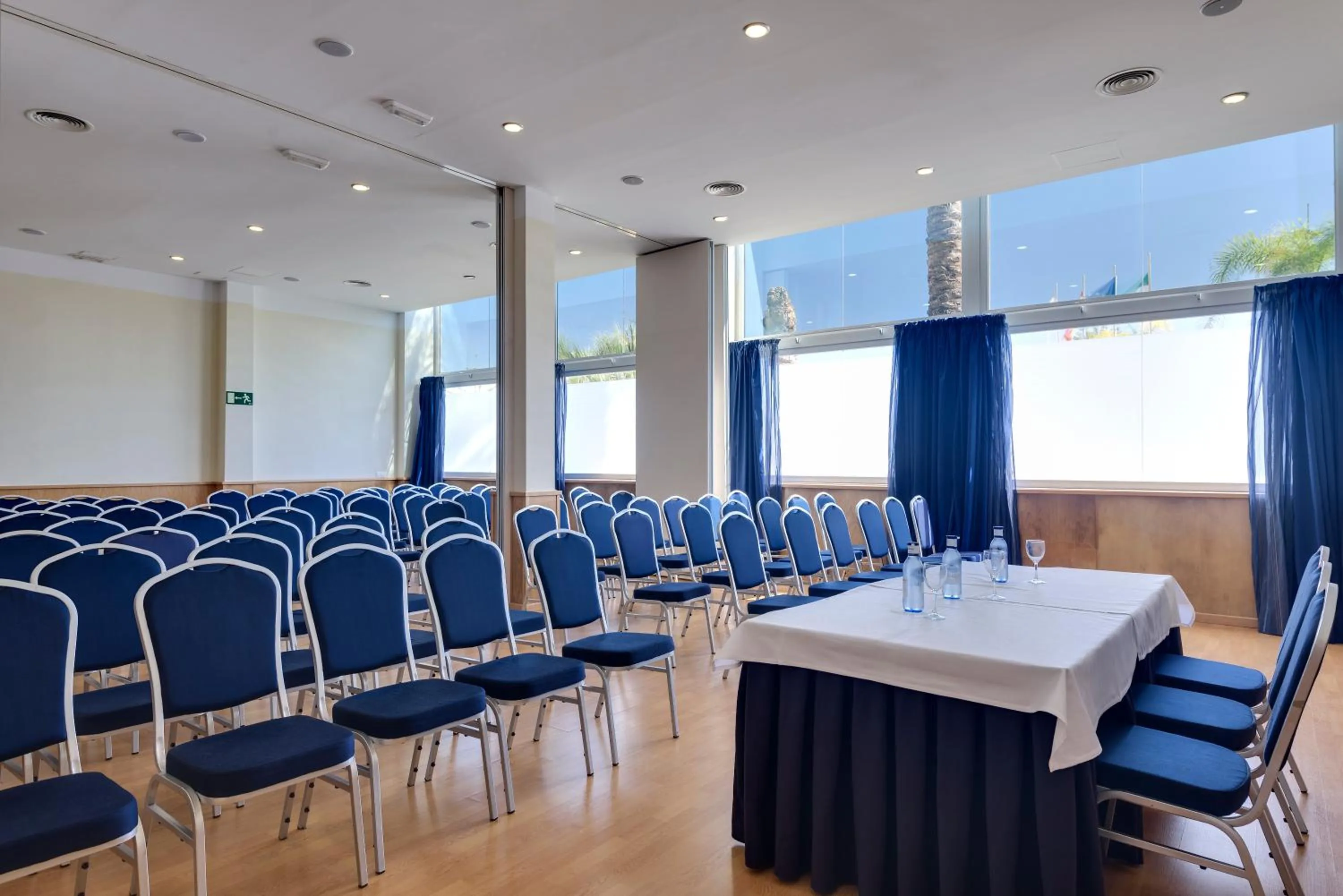 Meeting/conference room in Cabogata Beach Hotel