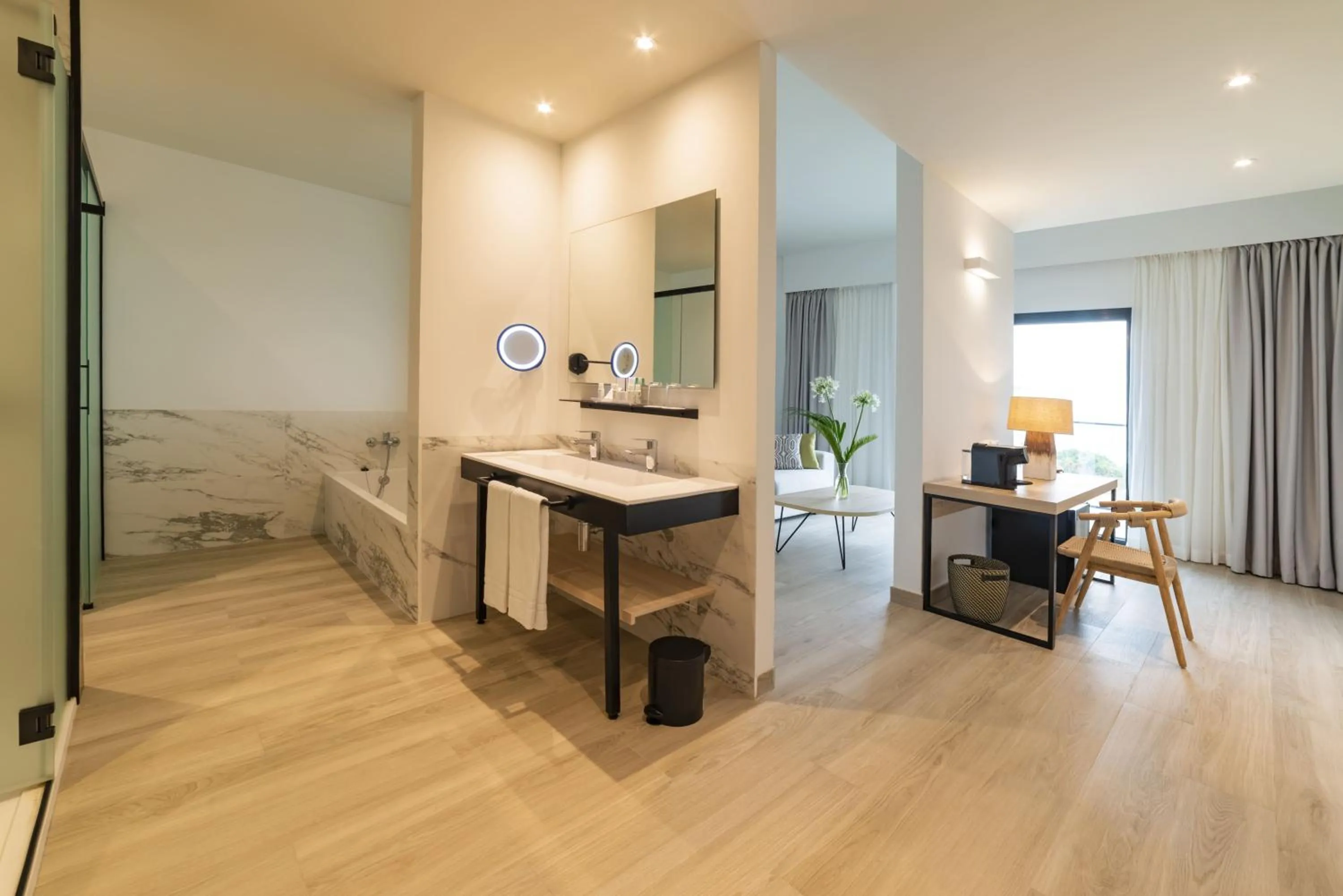 Bathroom in Cabogata Beach Hotel