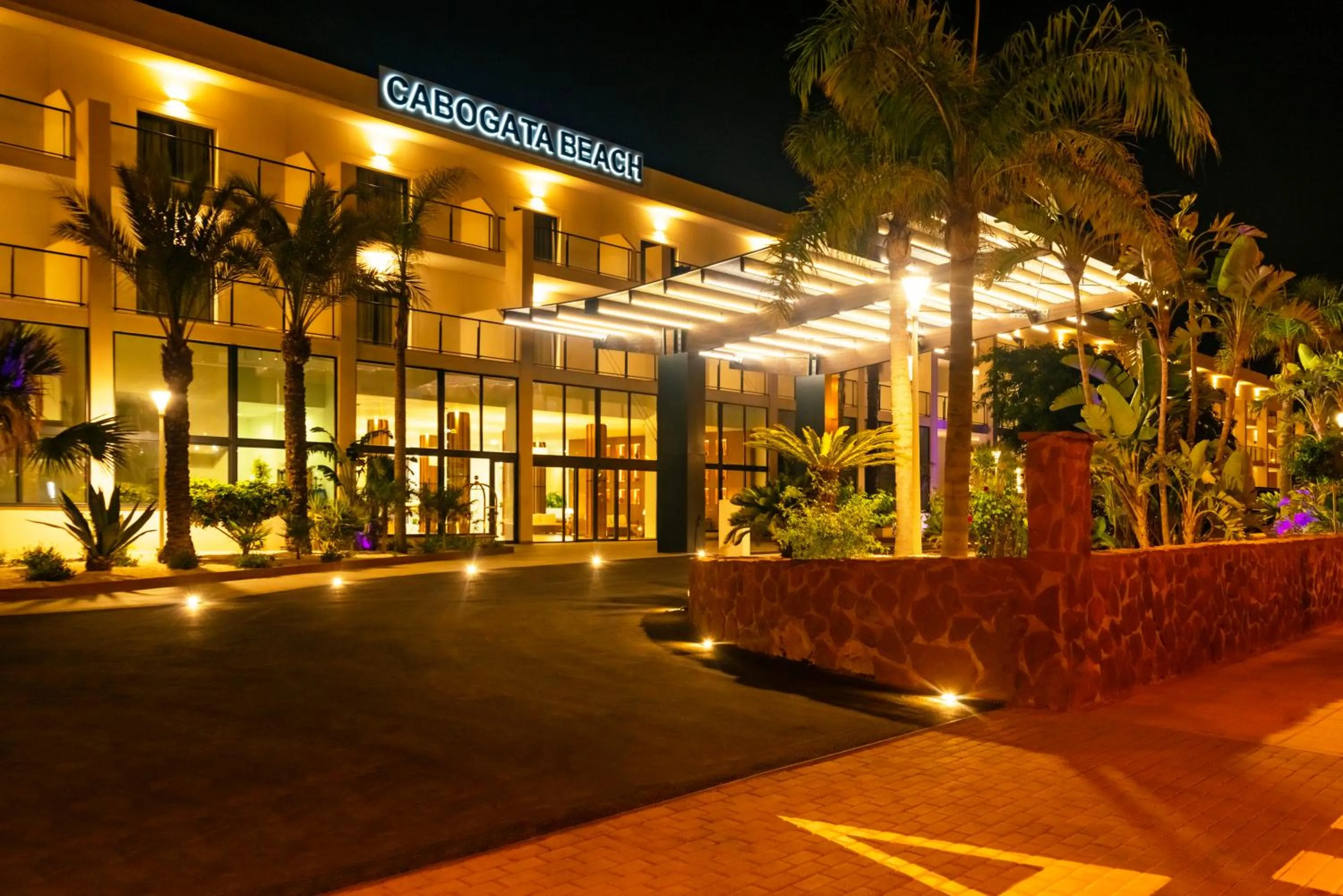 Facade/entrance in Cabogata Beach Hotel