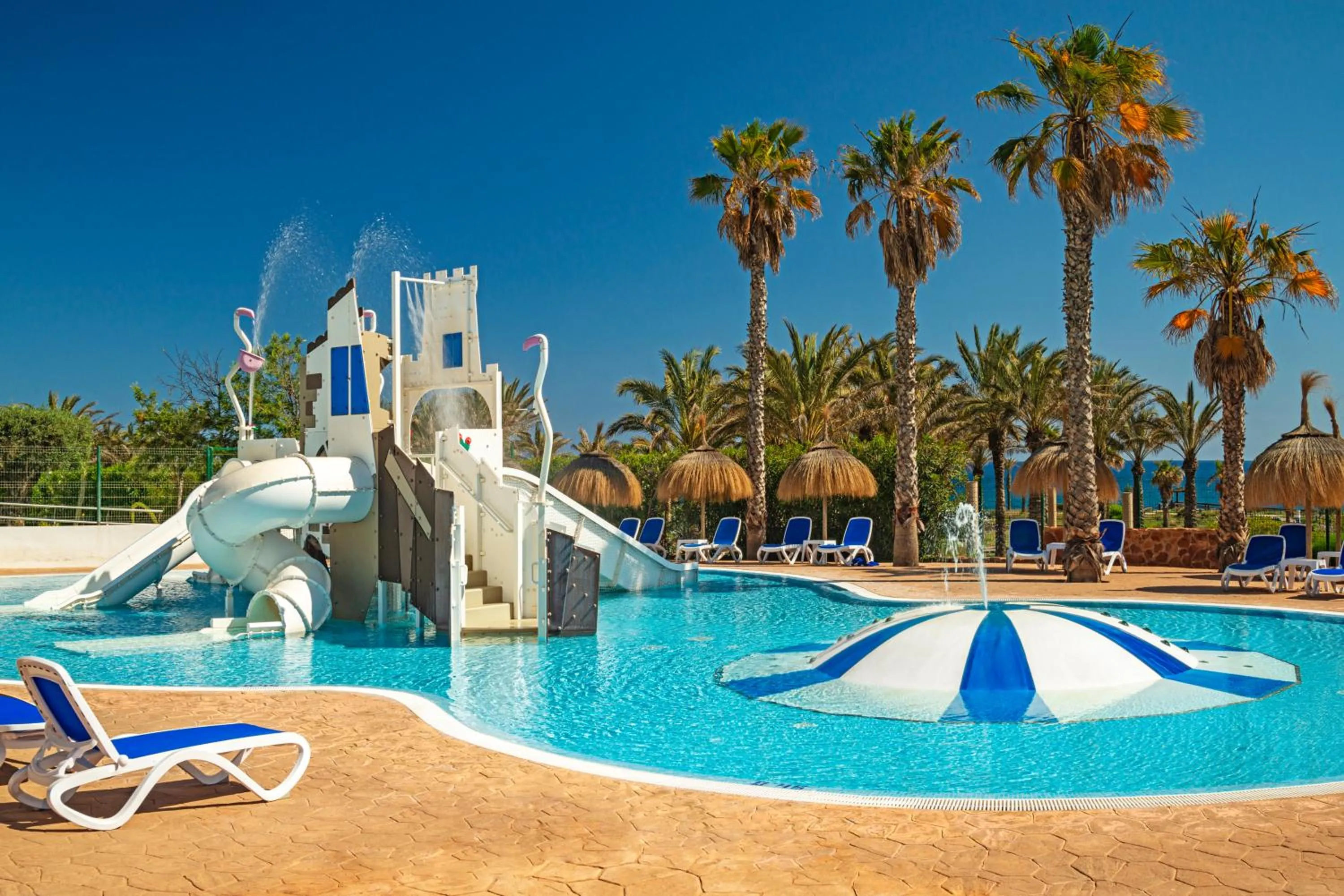 Aqua park in Hotel Cabogata Jardín