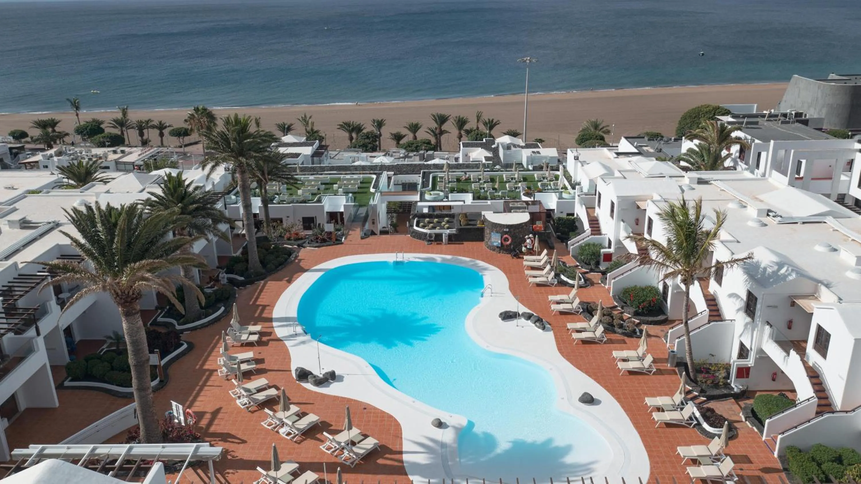 Property building in R2 Bahia Kontiki