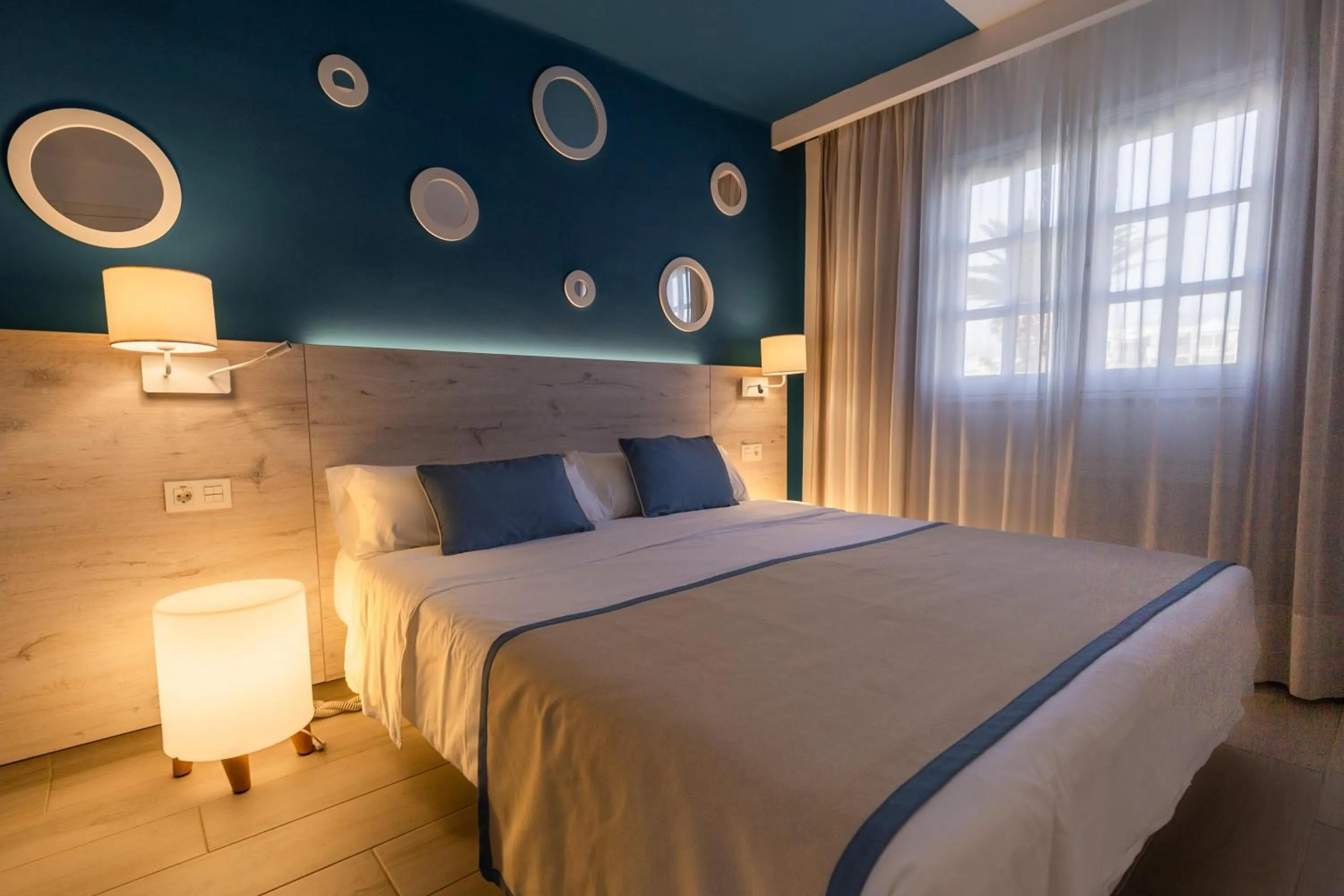 Bed in R2 Bahia Kontiki