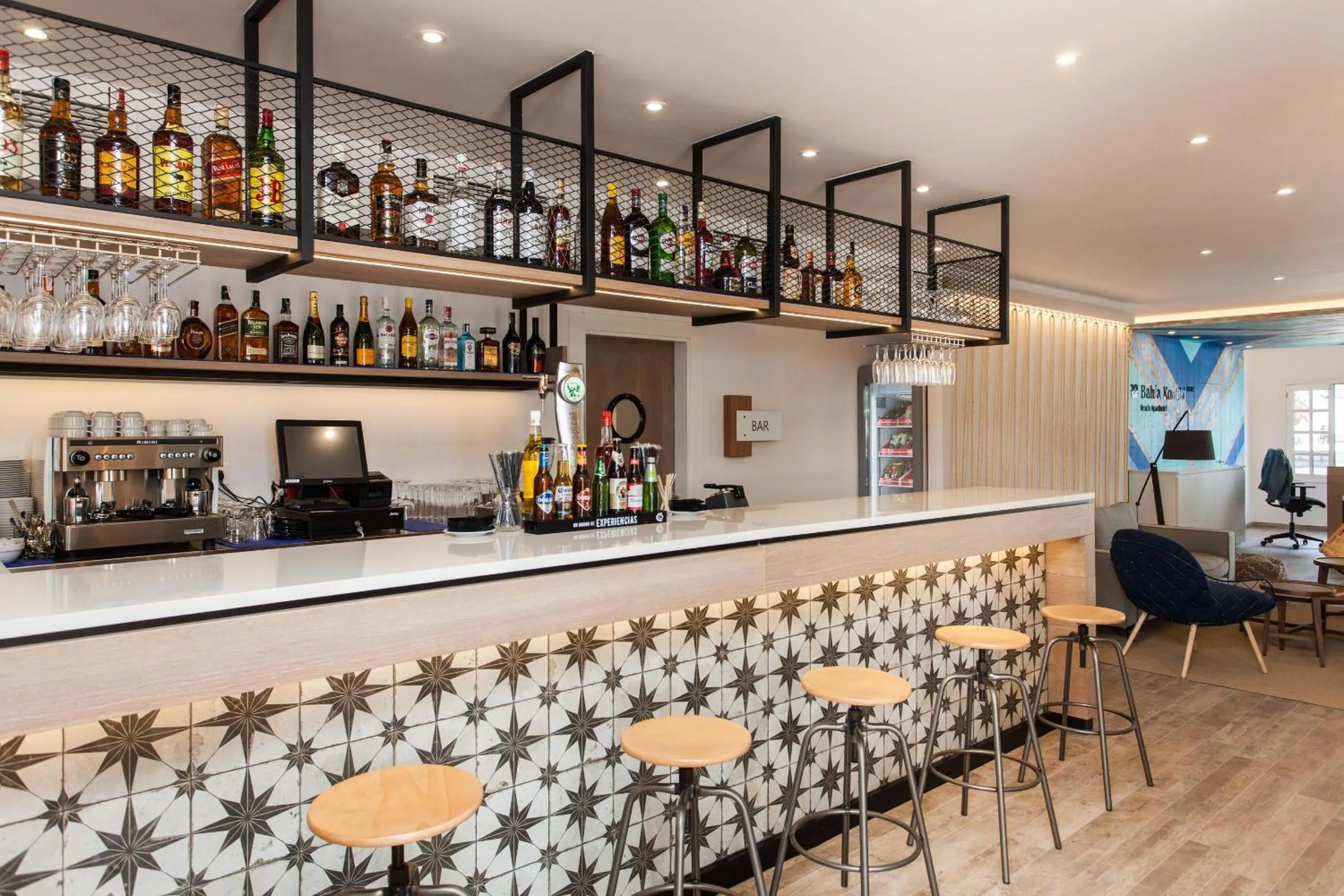 Lounge or bar in R2 Bahia Kontiki