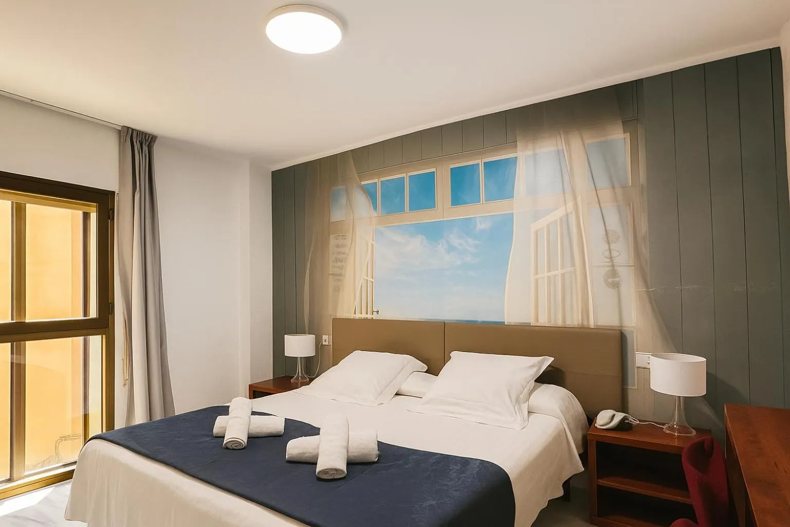 Hot Spring Bath, Bed in Hotel Sol Almería