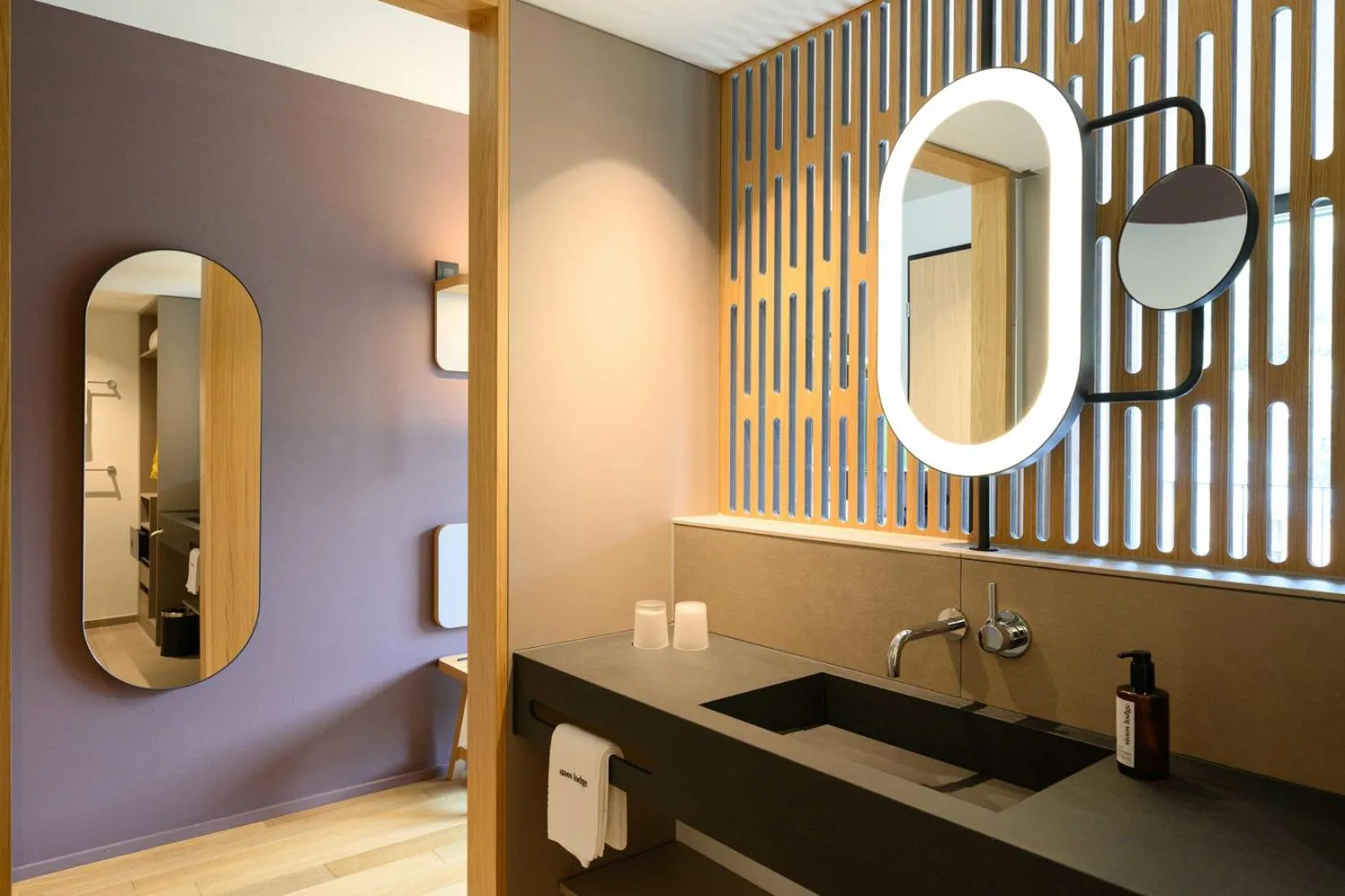 Bathroom in Stoos Lodge