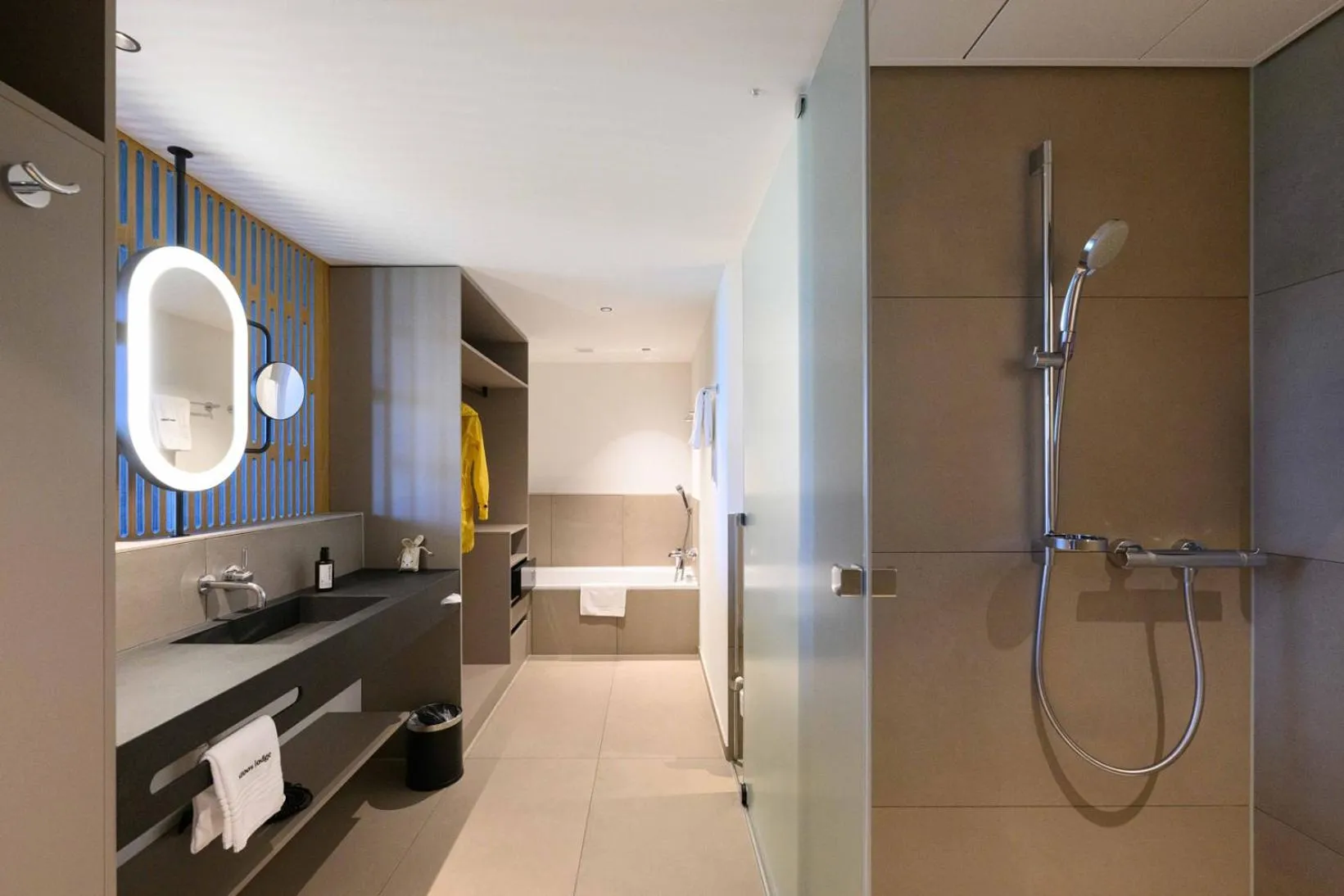 Shower in Stoos Lodge