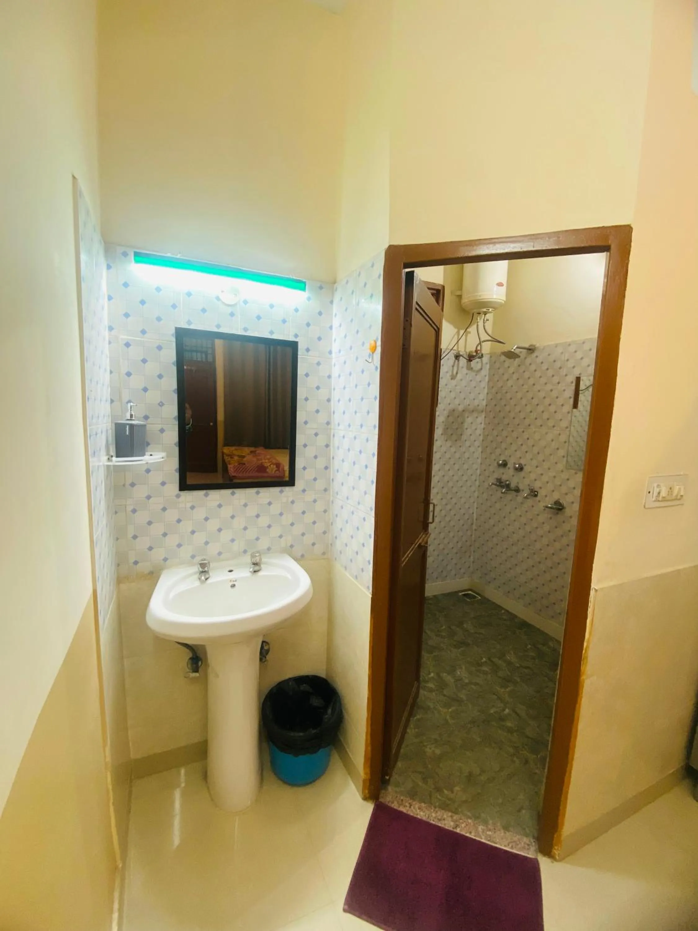 Negi Lodge Chandigarh