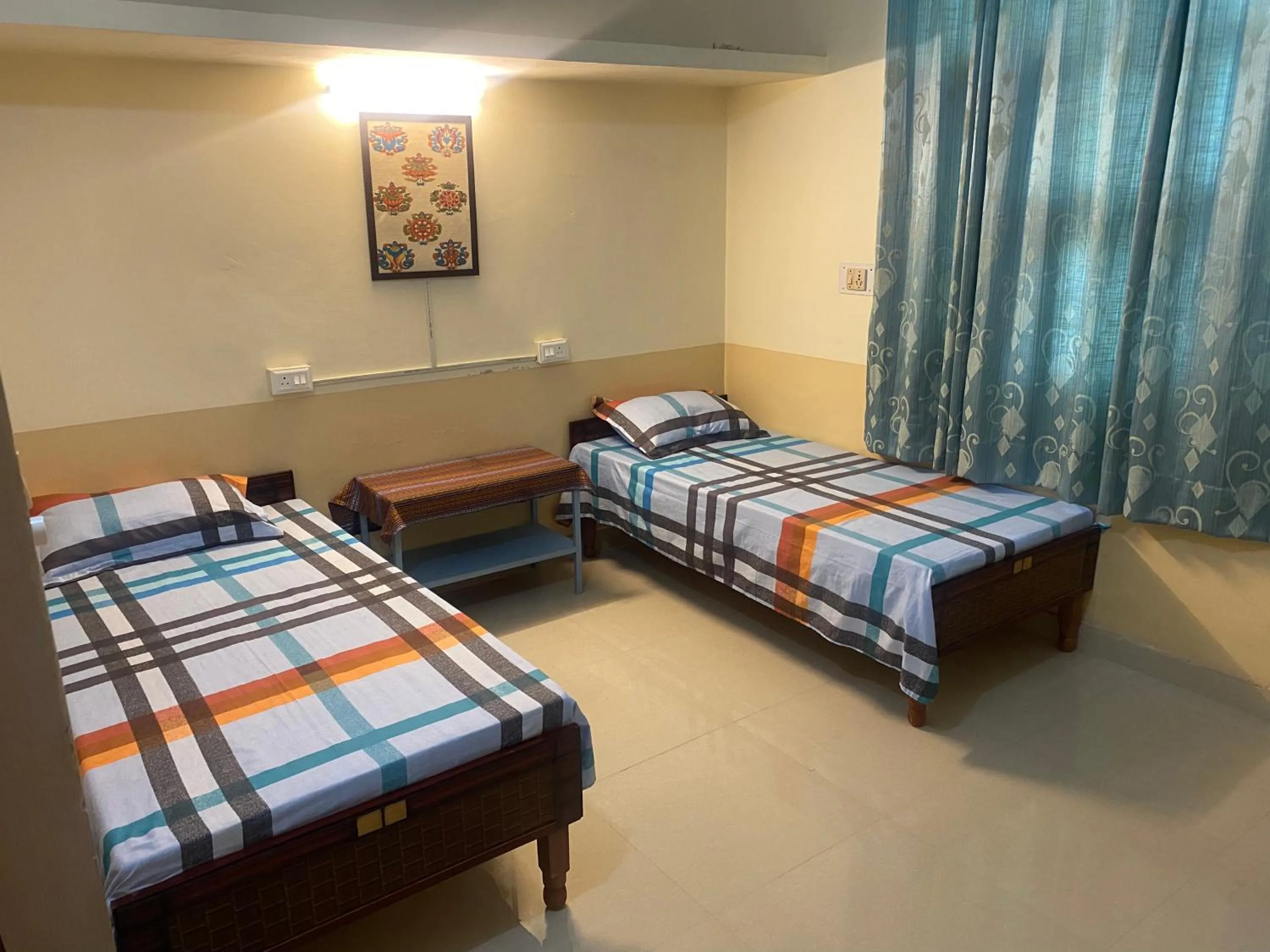 Bed in Negi Lodge Chandigarh