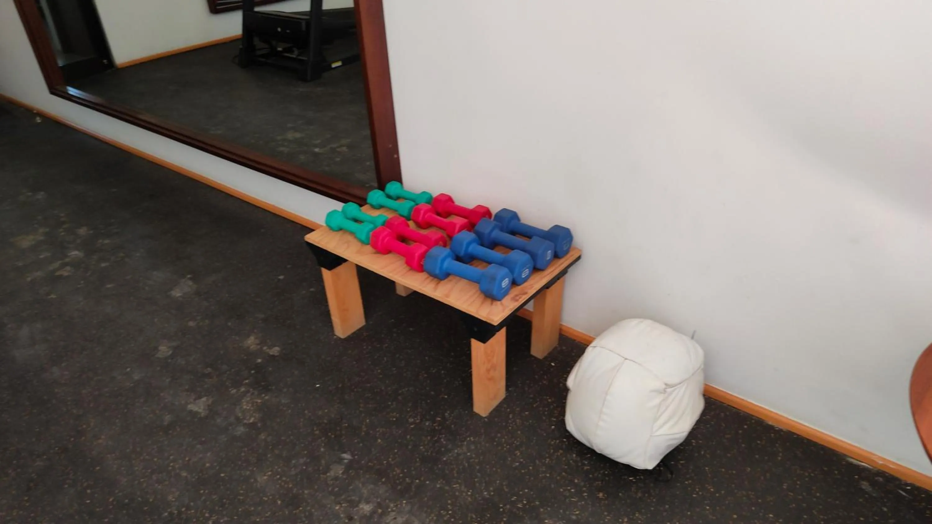 Fitness centre/facilities in Emiliano 42 Condos Boutique