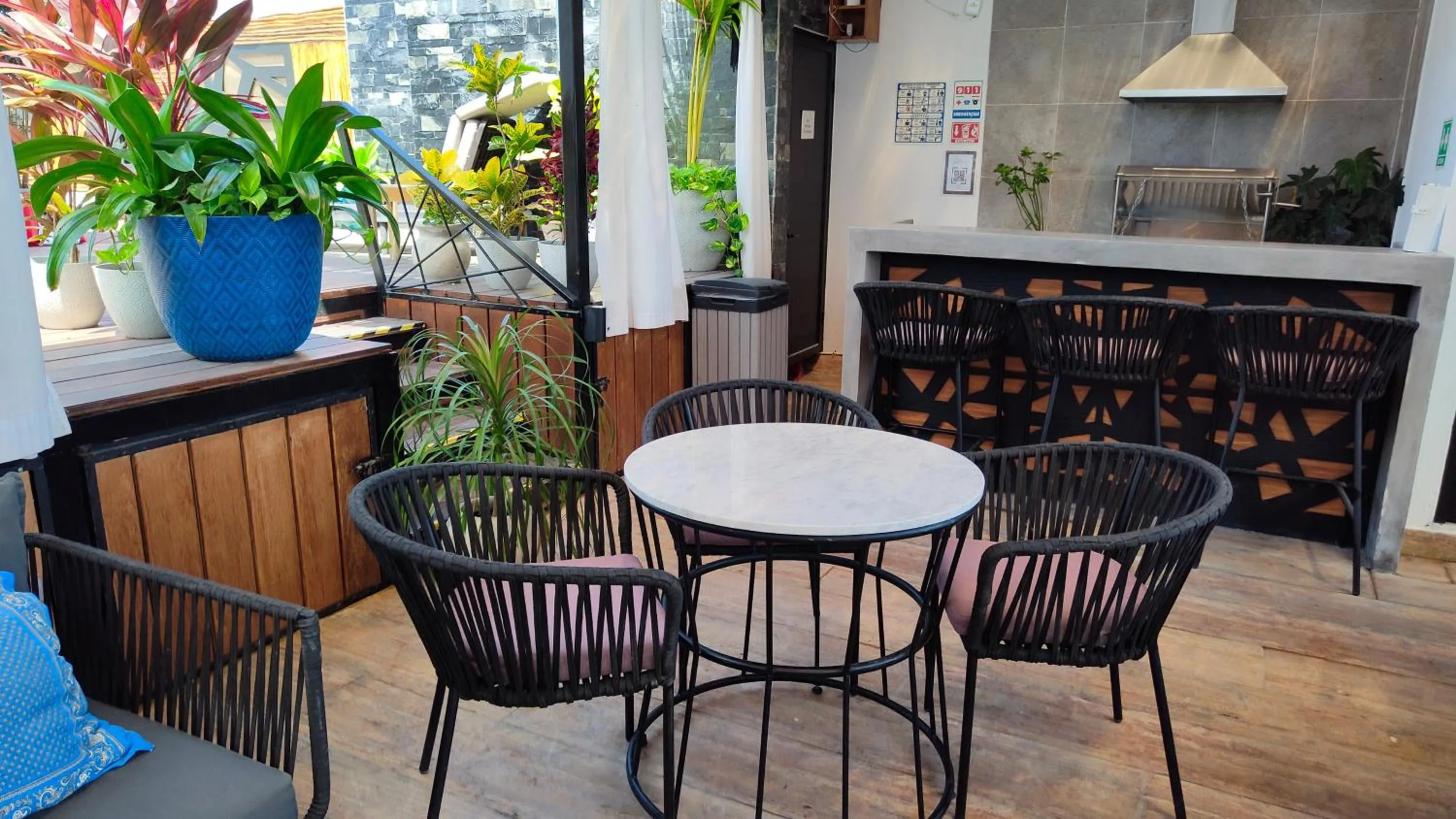 Balcony/Terrace in Emiliano 42 Condos Boutique