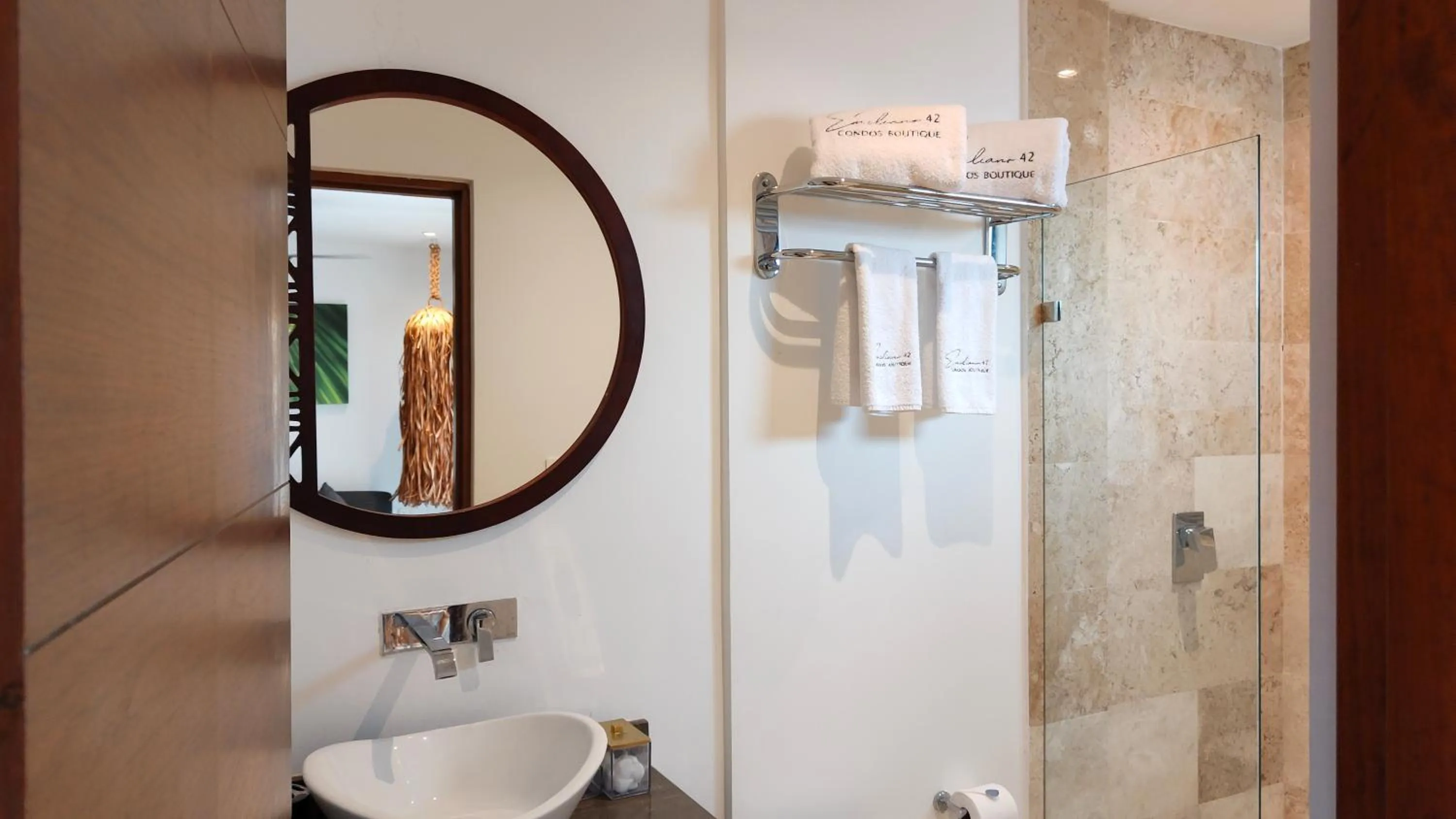 Shower in Emiliano 42 Condos Boutique