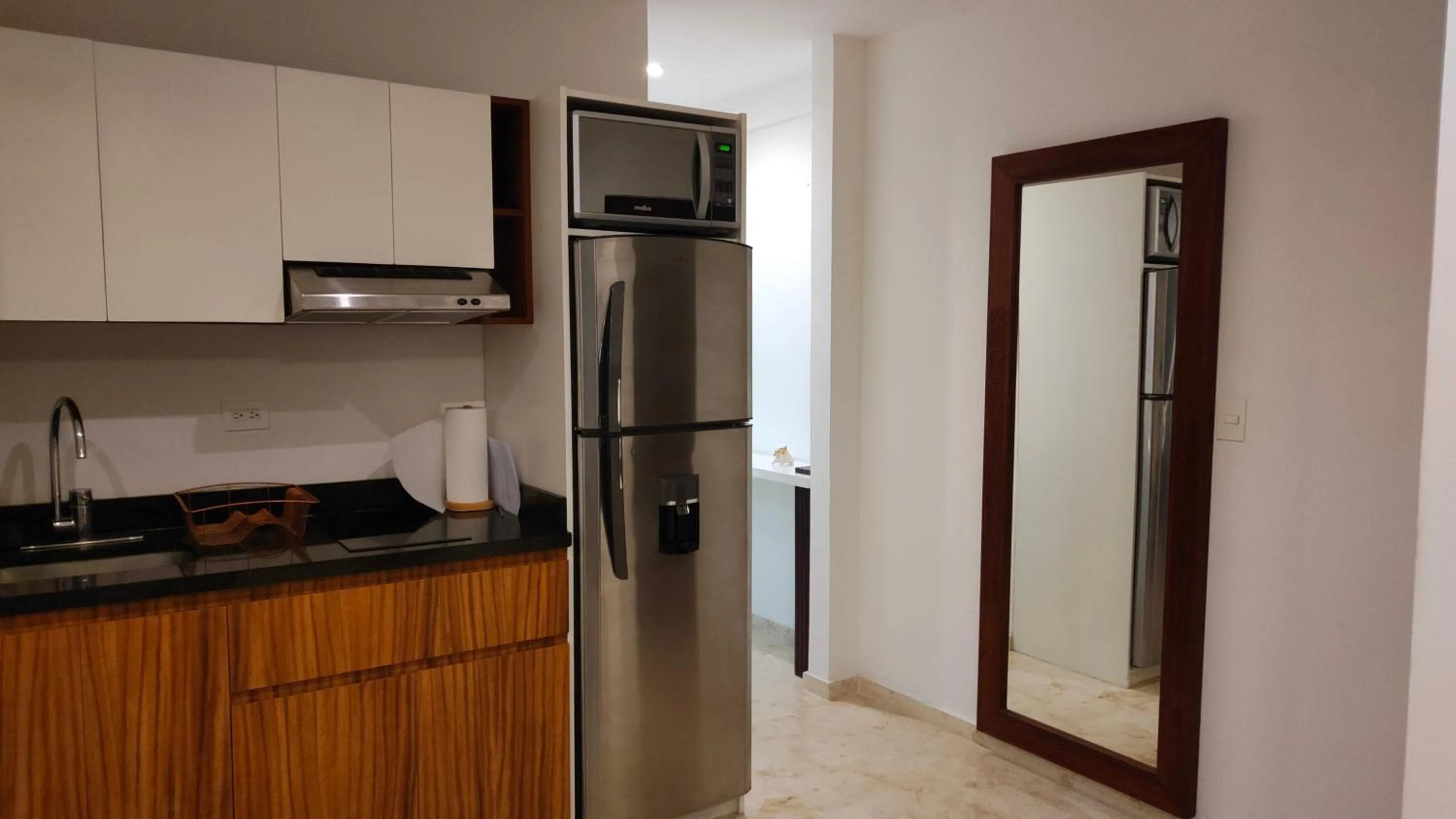 Kitchen or kitchenette in Emiliano 42 Condos Boutique