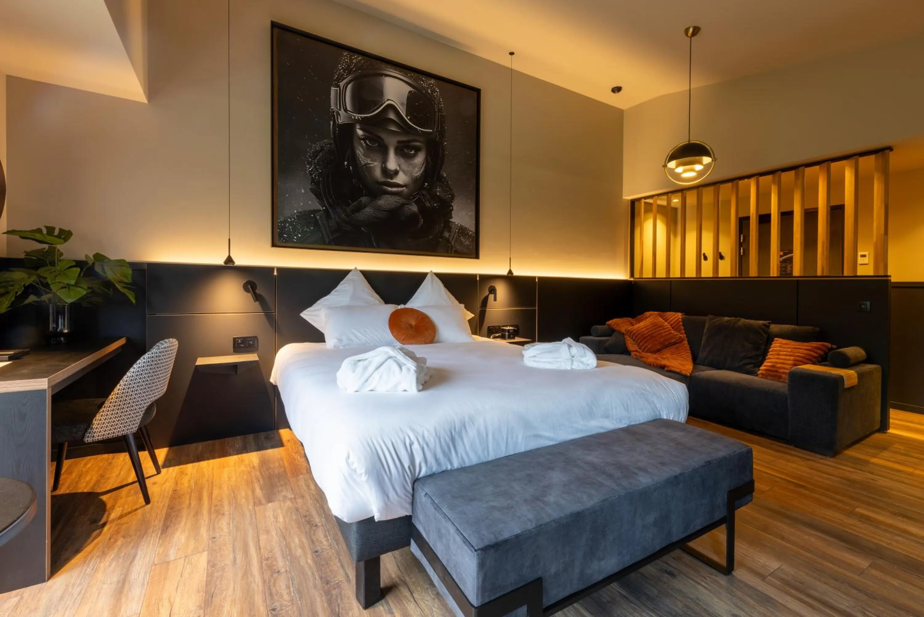 Photo of the whole room, Bed in Miura