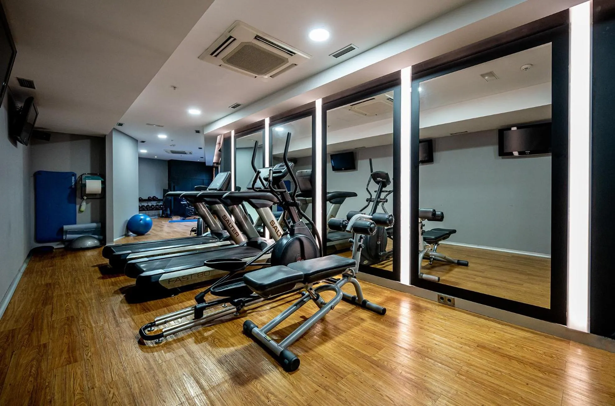 Fitness centre/facilities in Albir Playa Hotel & Spa