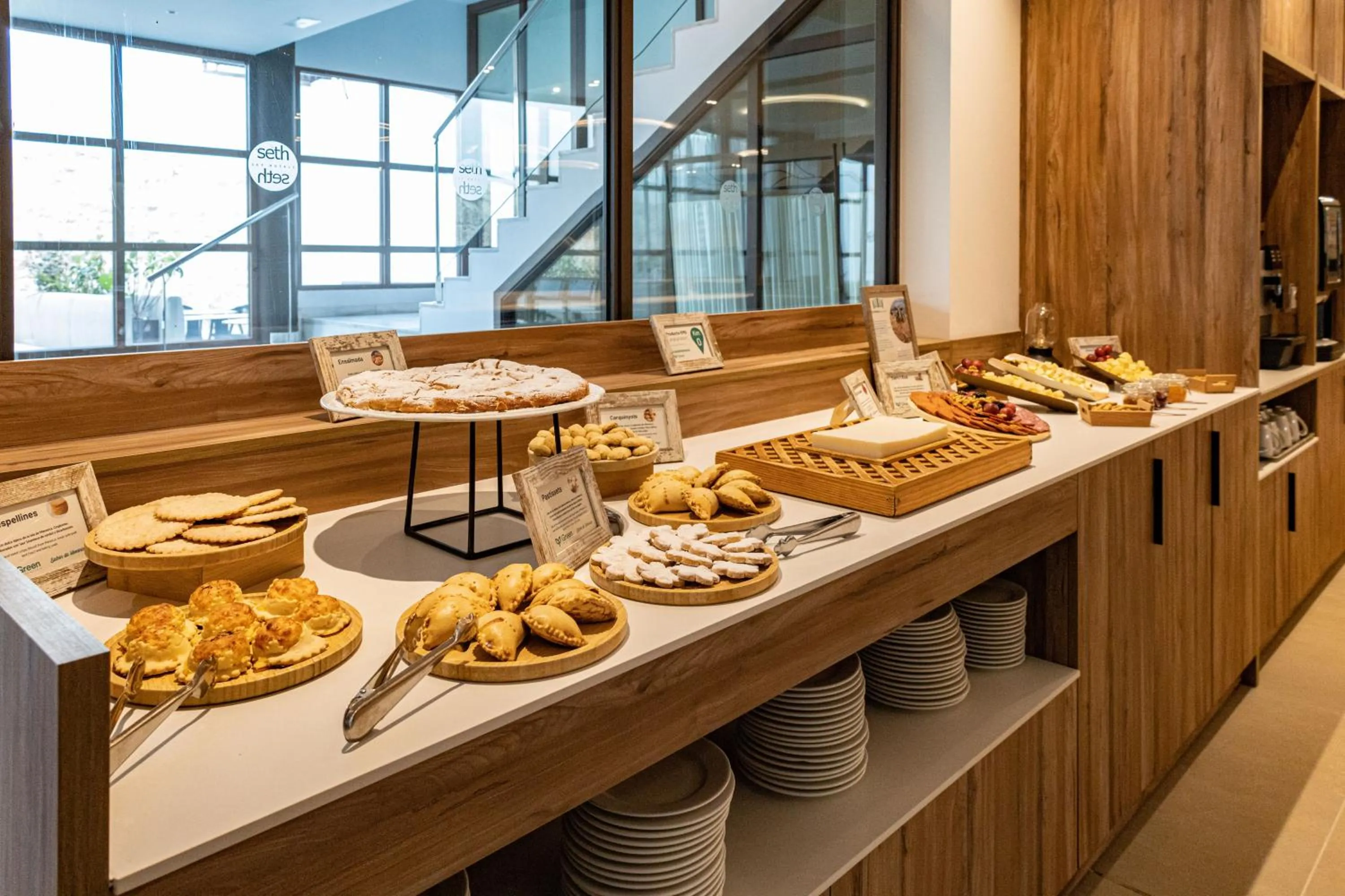 Buffet breakfast in Seth Port Ciutadella