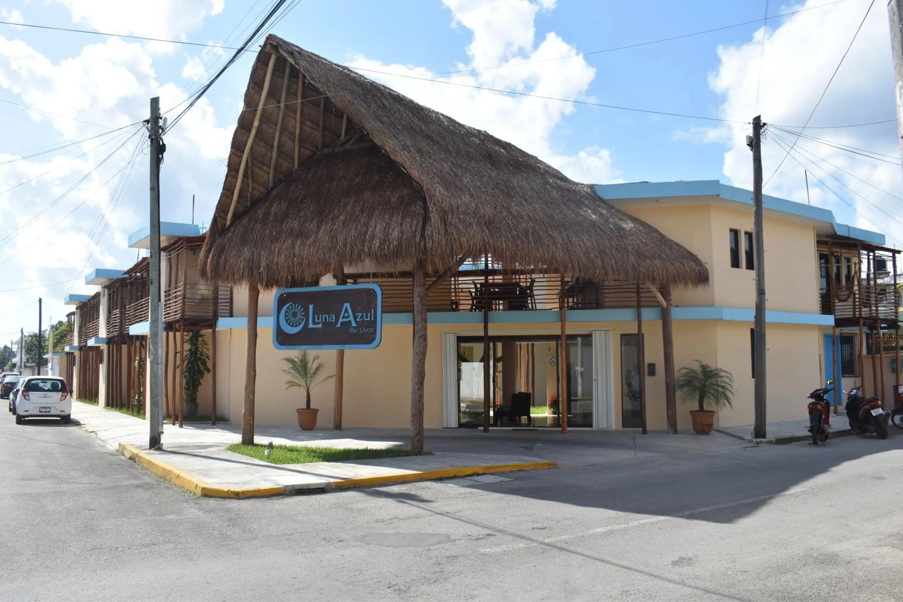 Property building in LUNA AZUL BY UVAS