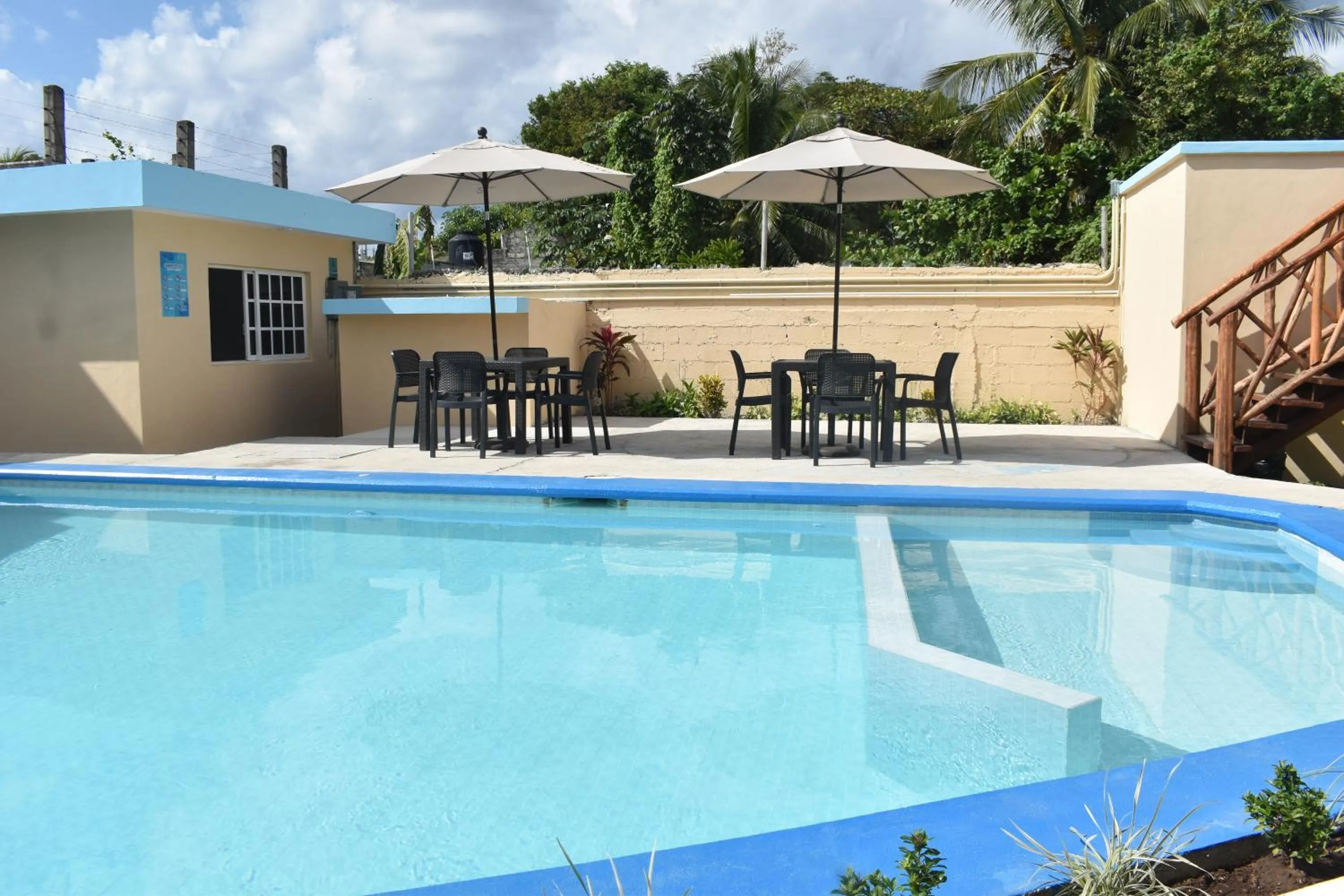 Swimming pool in LUNA AZUL BY UVAS