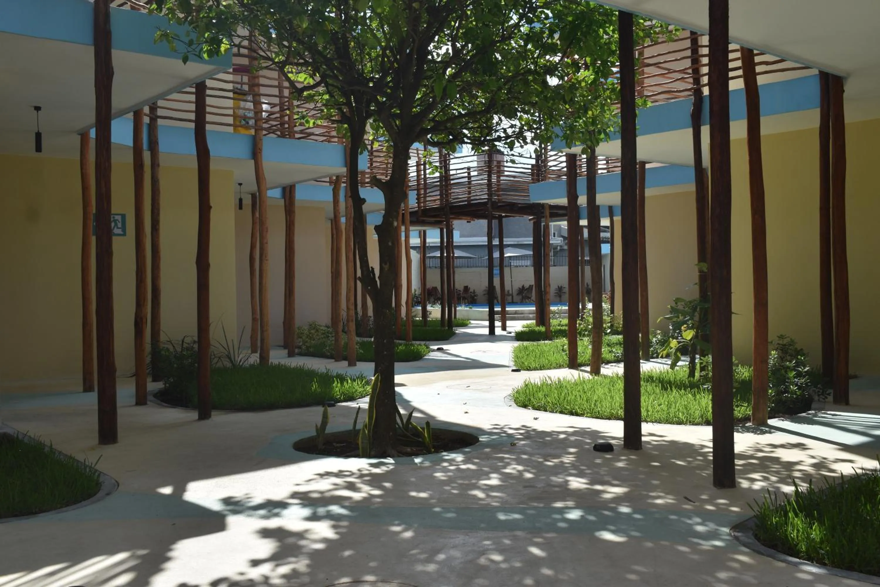 Garden in LUNA AZUL BY UVAS