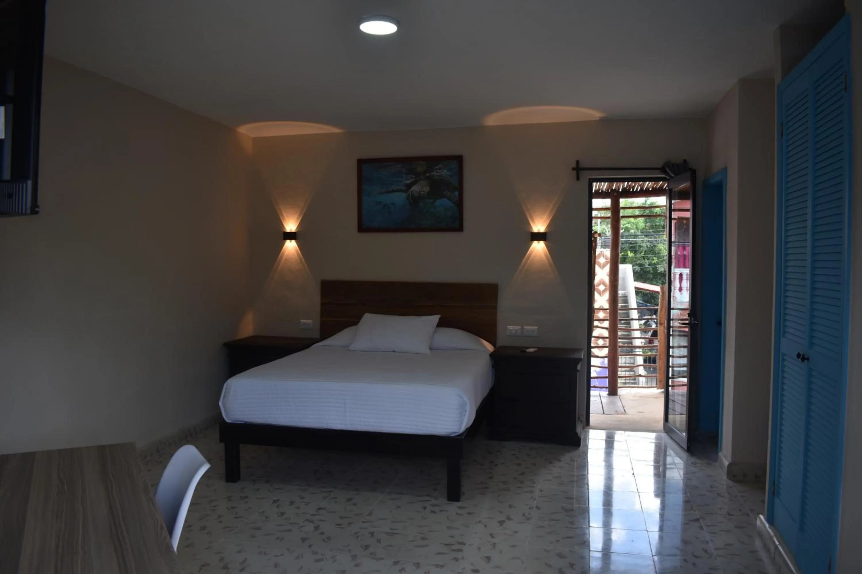 Bedroom, Bed in LUNA AZUL BY UVAS