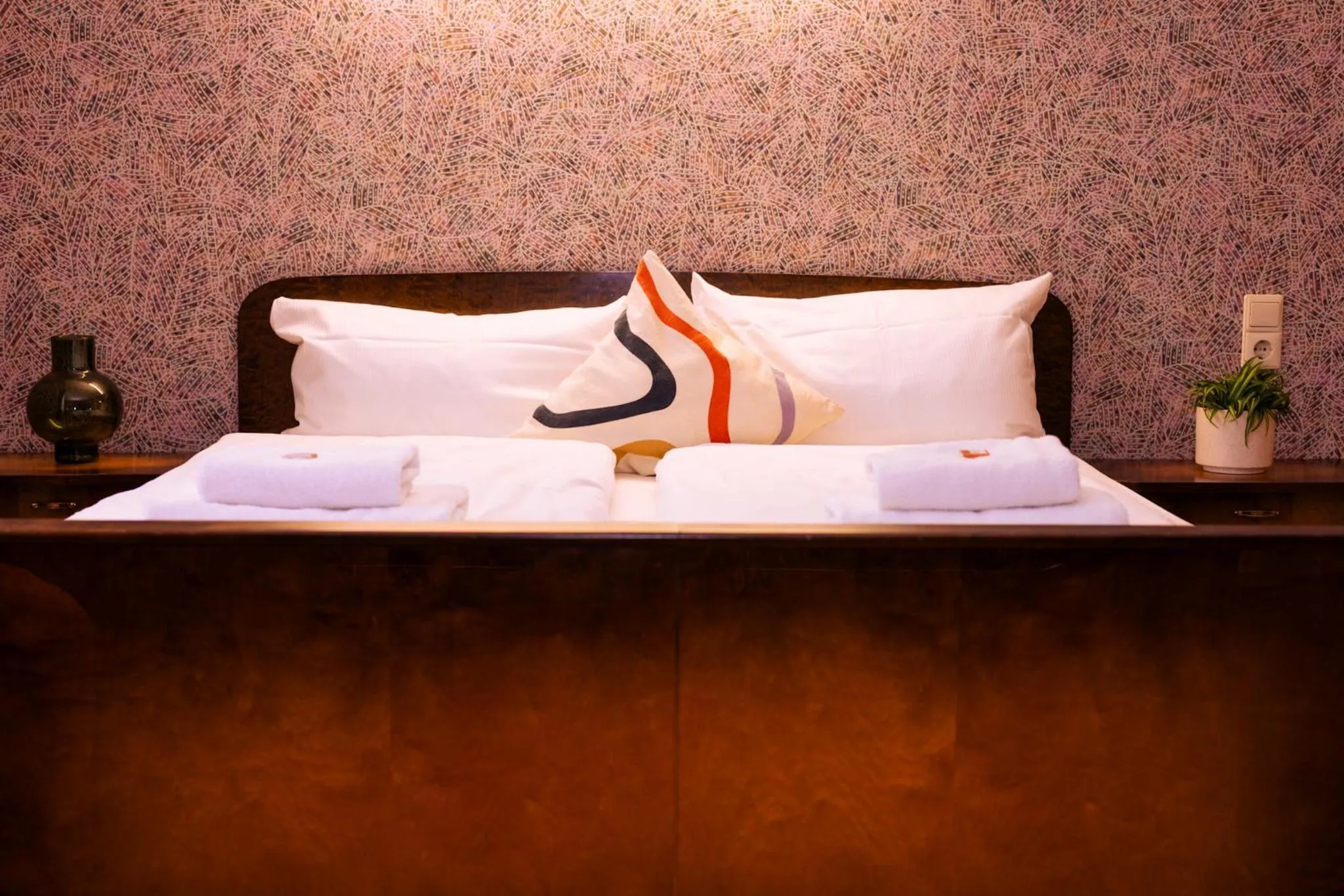 Bed in Hessenland Hotel Kassel Innenstadt by Stay Awesome