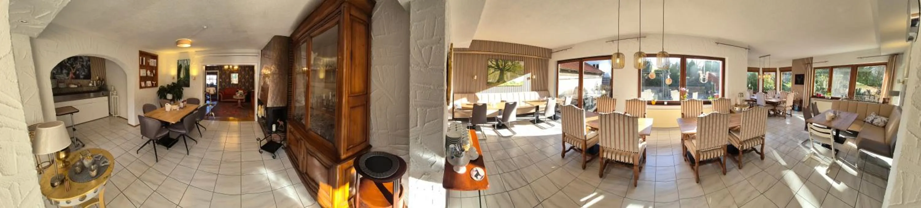 Restaurant/places to eat in Hotel Schönblick