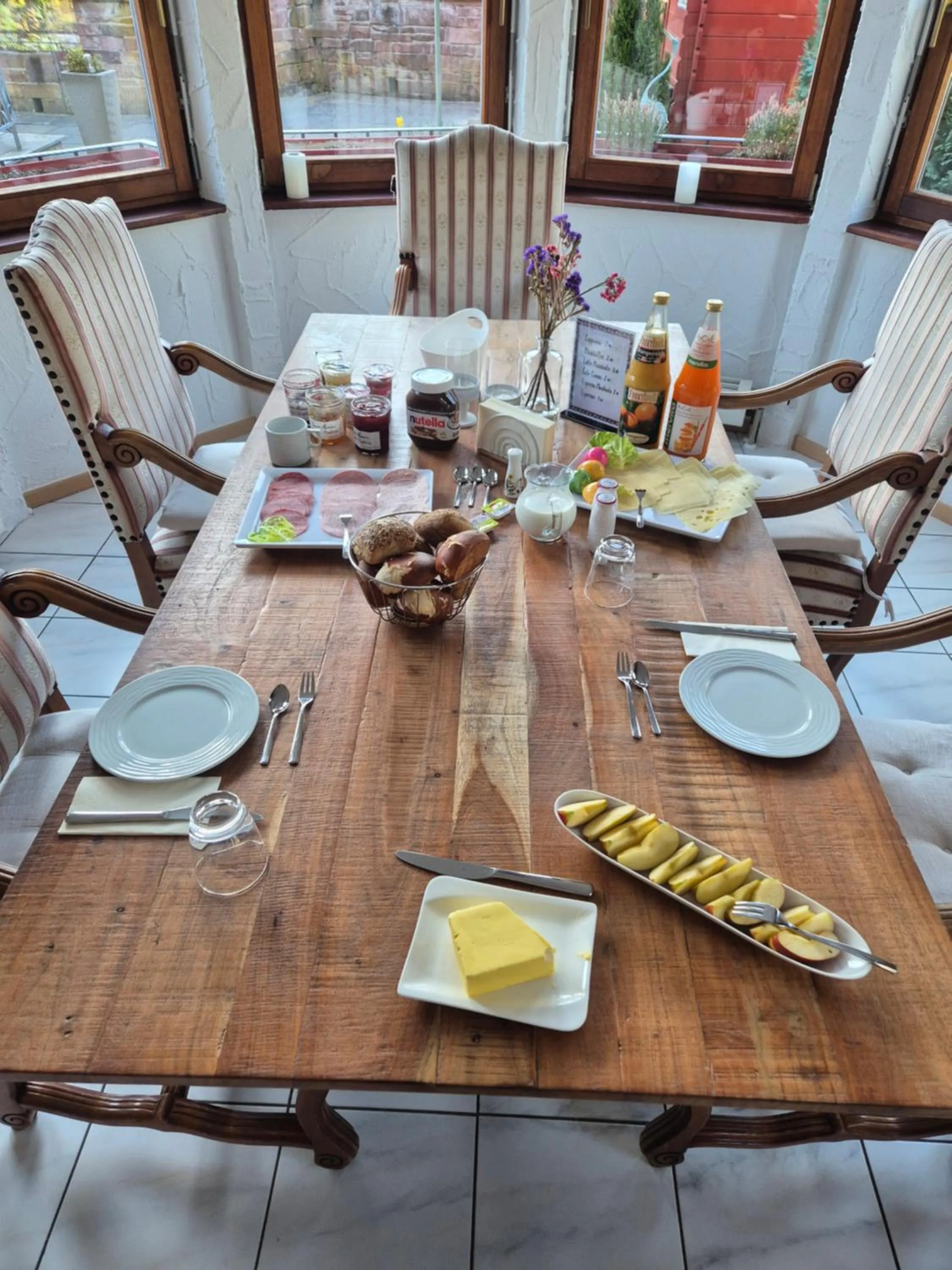 Restaurant/places to eat in Hotel Schönblick