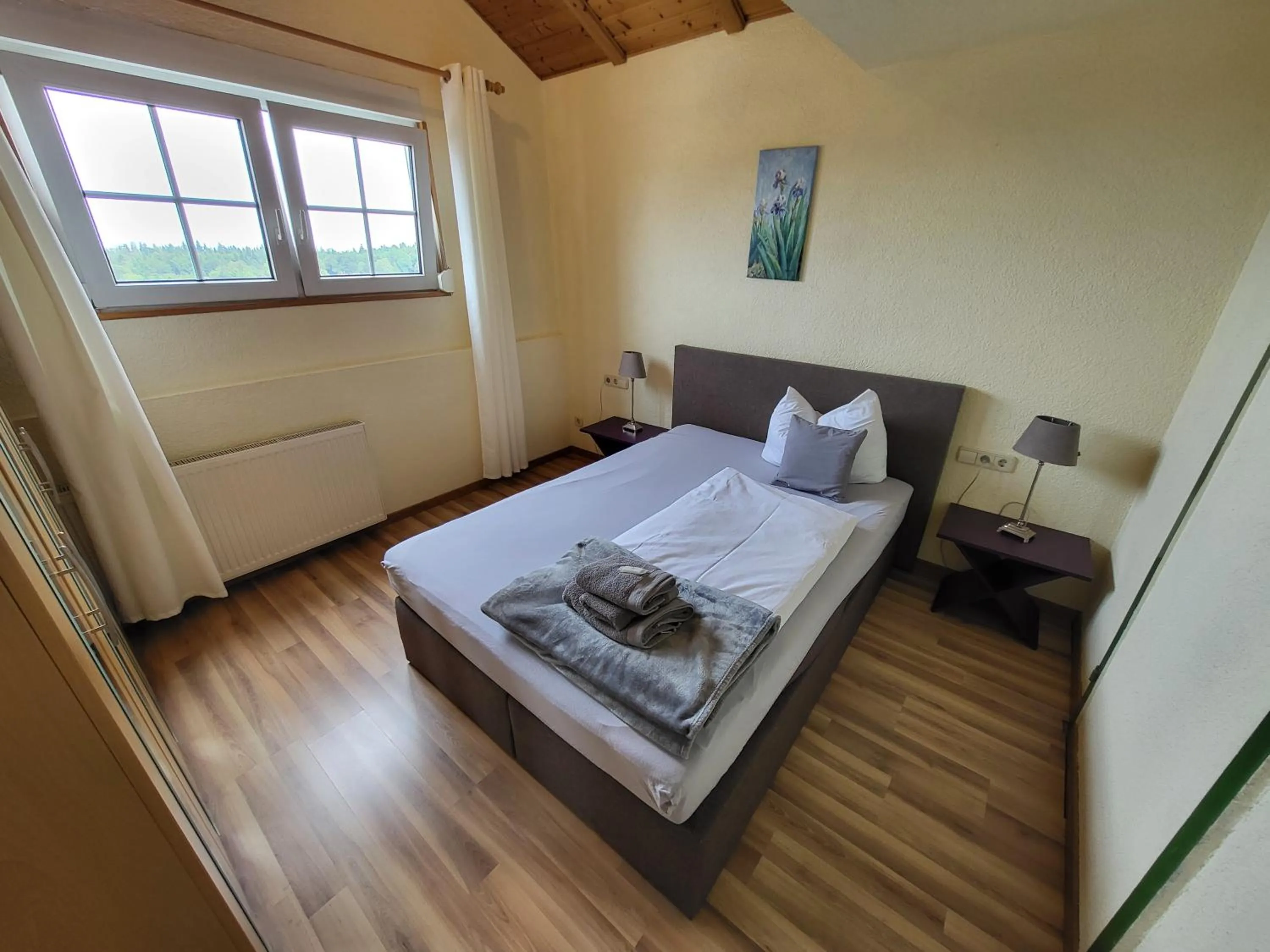 Bedroom, Bed in Hotel Schönblick