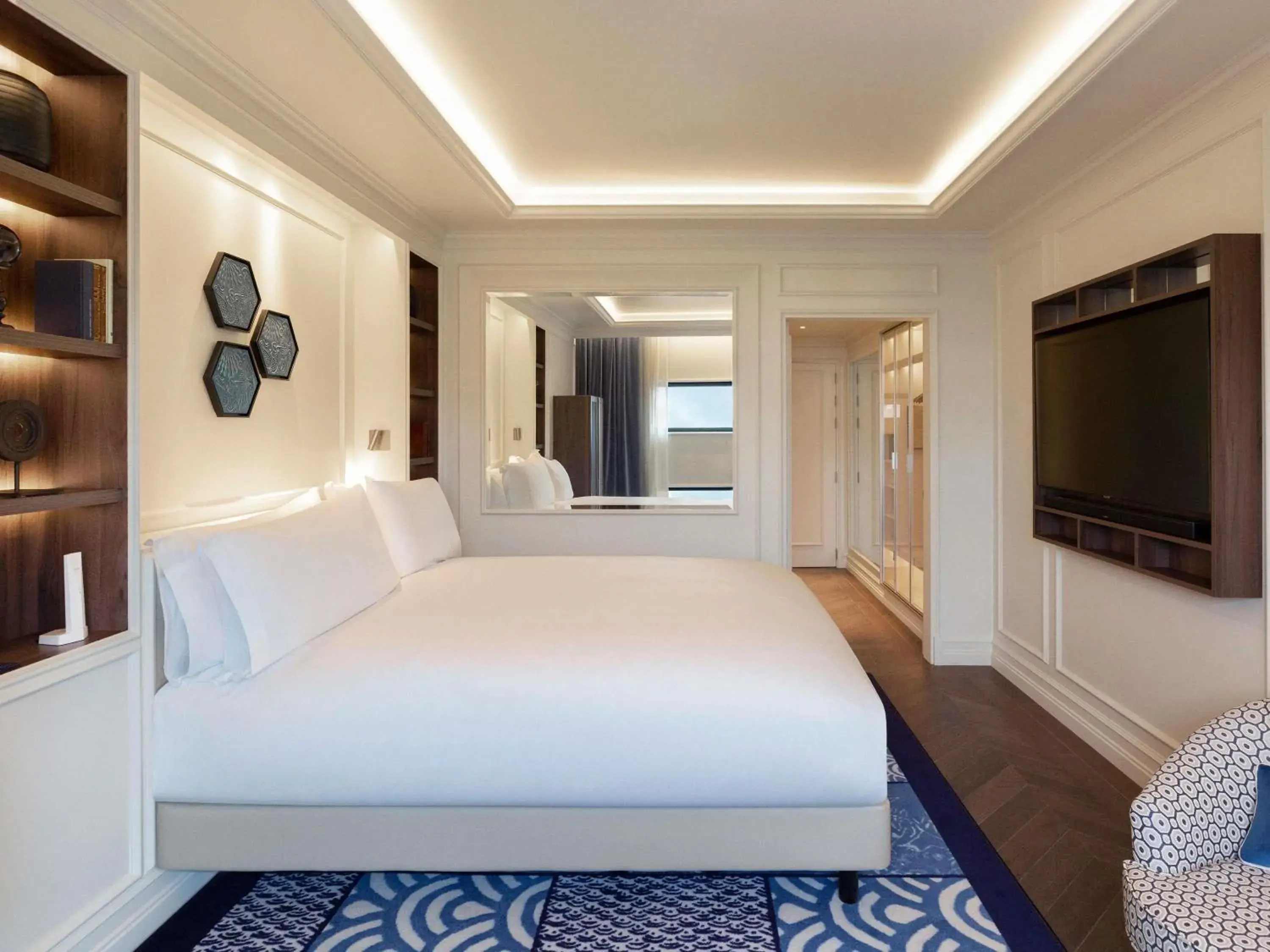 Luxury Double Room with Balcony and Garden View in Sofitel Barcelona Skipper Luxury Double Room with Balcony and Garden View in Sofitel Barcelona Skipper